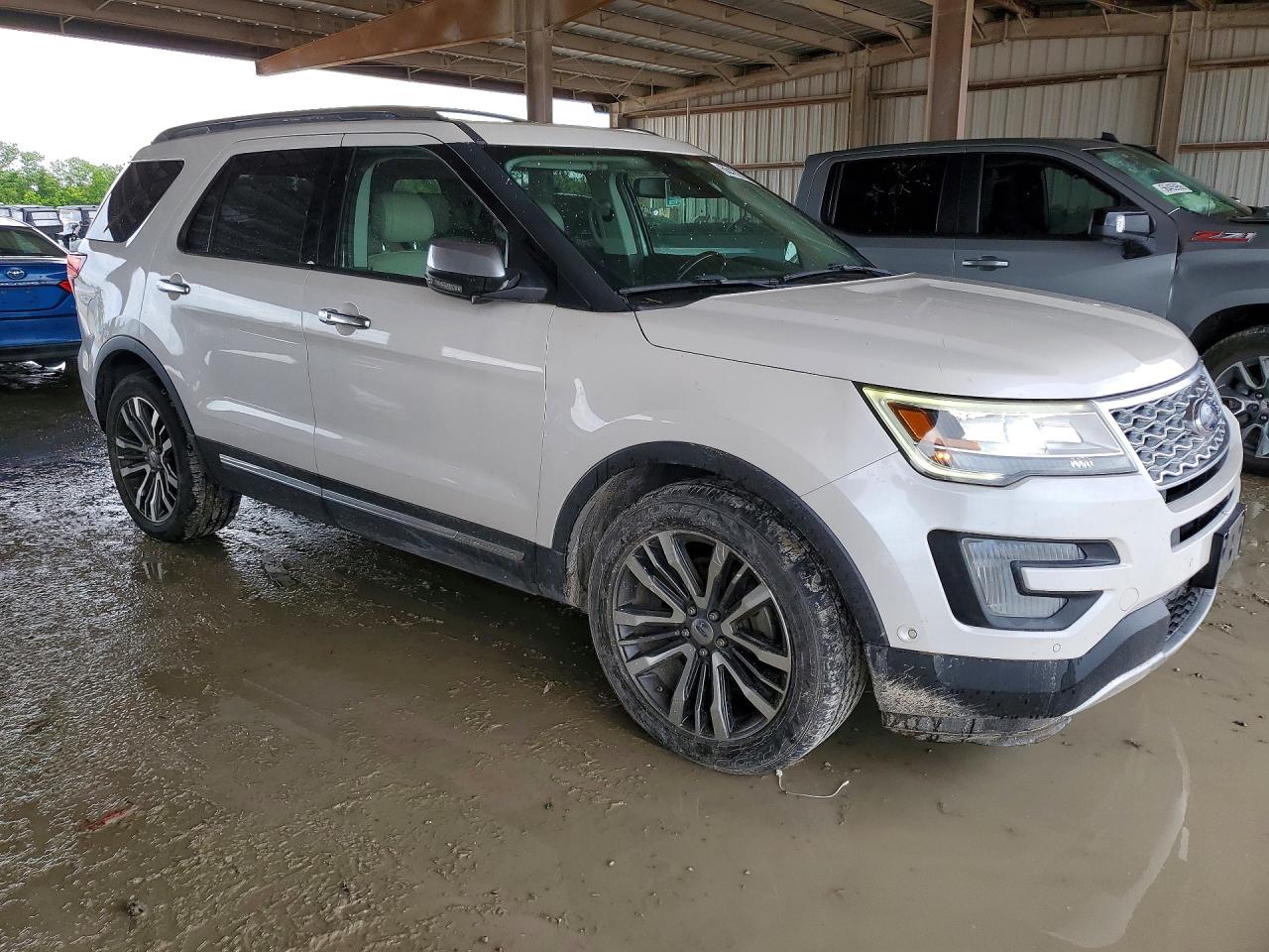 2017 Ford Explorer Platinum White vin: 1FM5K8HT6HGD98374