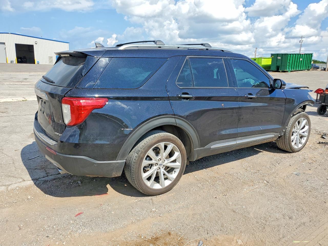 2022 Ford Explorer Platinum Черный vin: 1FM5K8HW2NNA06038