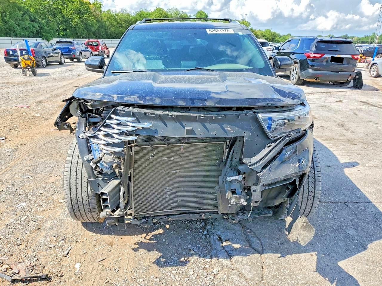 2022 Ford Explorer Platinum Черный vin: 1FM5K8HW2NNA06038