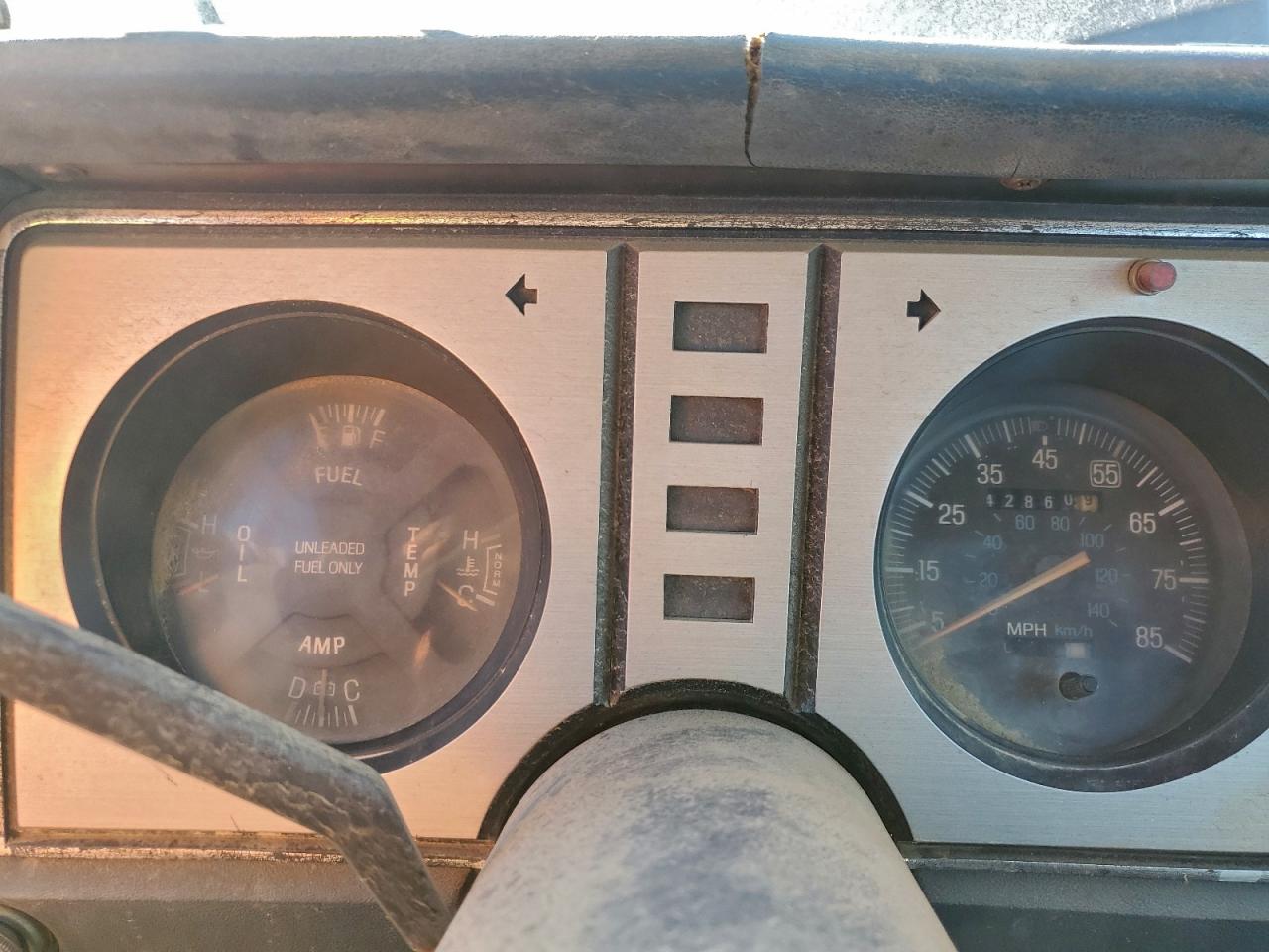 1984 Ford Bronco Ii Gray vin: 1FMBU14S6EUB17401