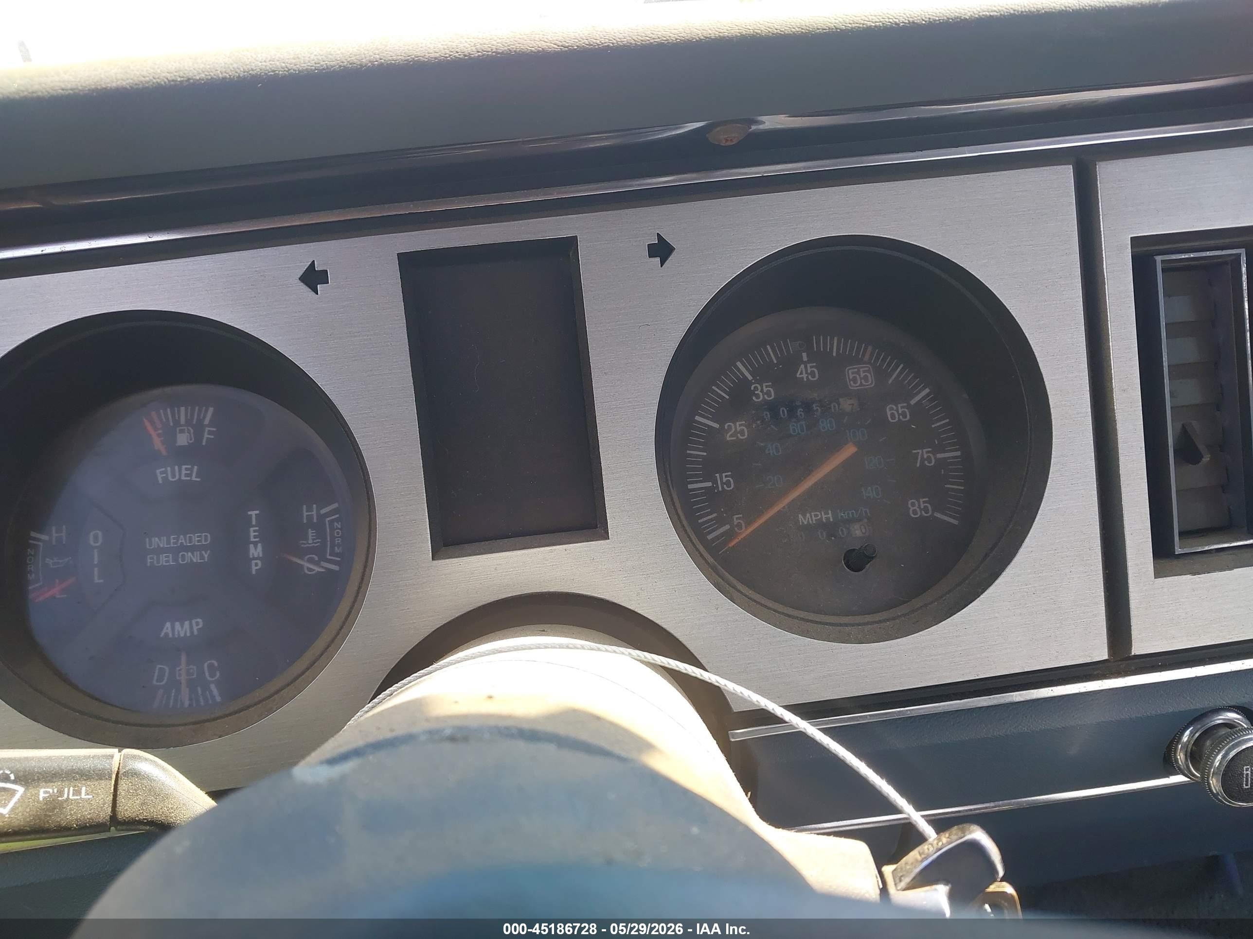 1986 Ford Bronco Ii   Серебряный vin: 1FMBU14T1GUC43290