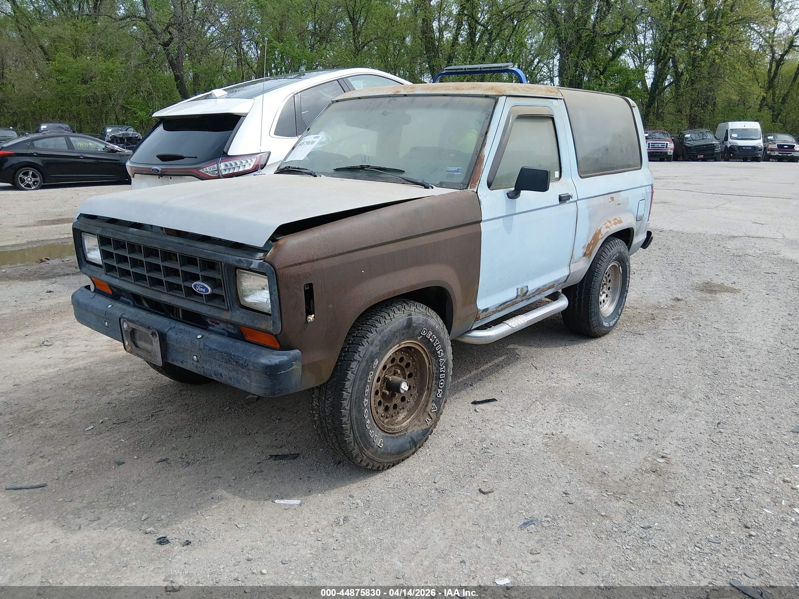 1986 Ford Bronco Ii   Blue vin: 1FMBU14T4GUB66575