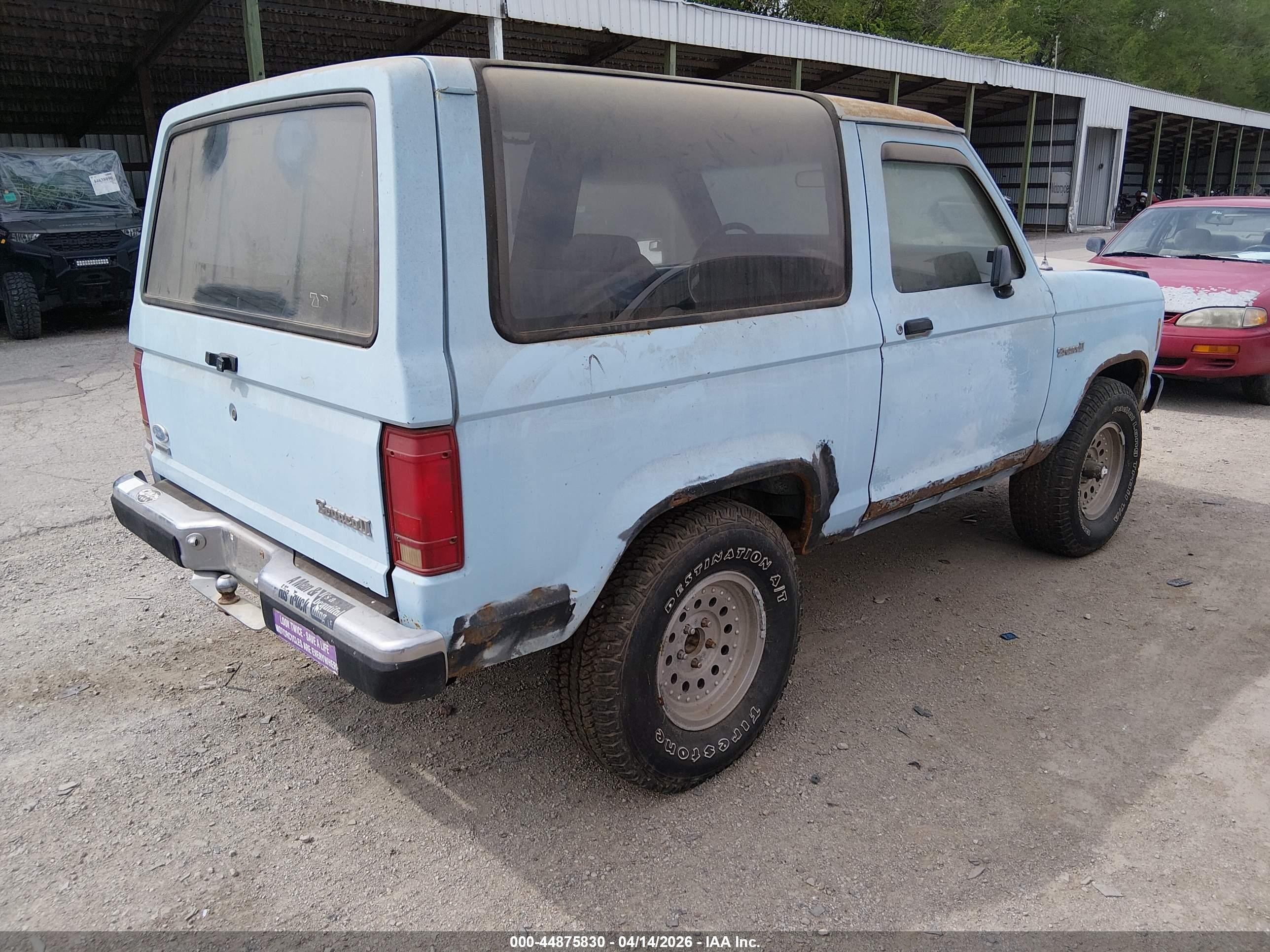 1986 Ford Bronco Ii   Blue vin: 1FMBU14T4GUB66575