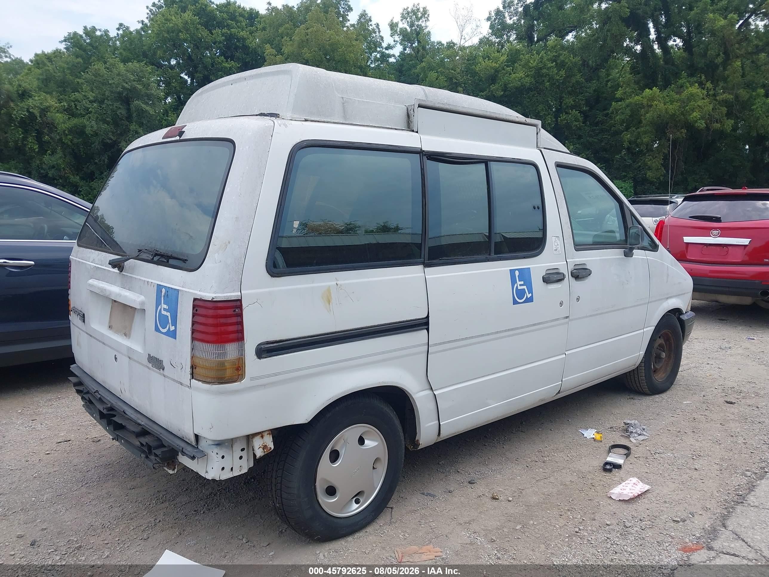 1994 Ford Aerostar   White vin: 1FMCA11U2RZB39651