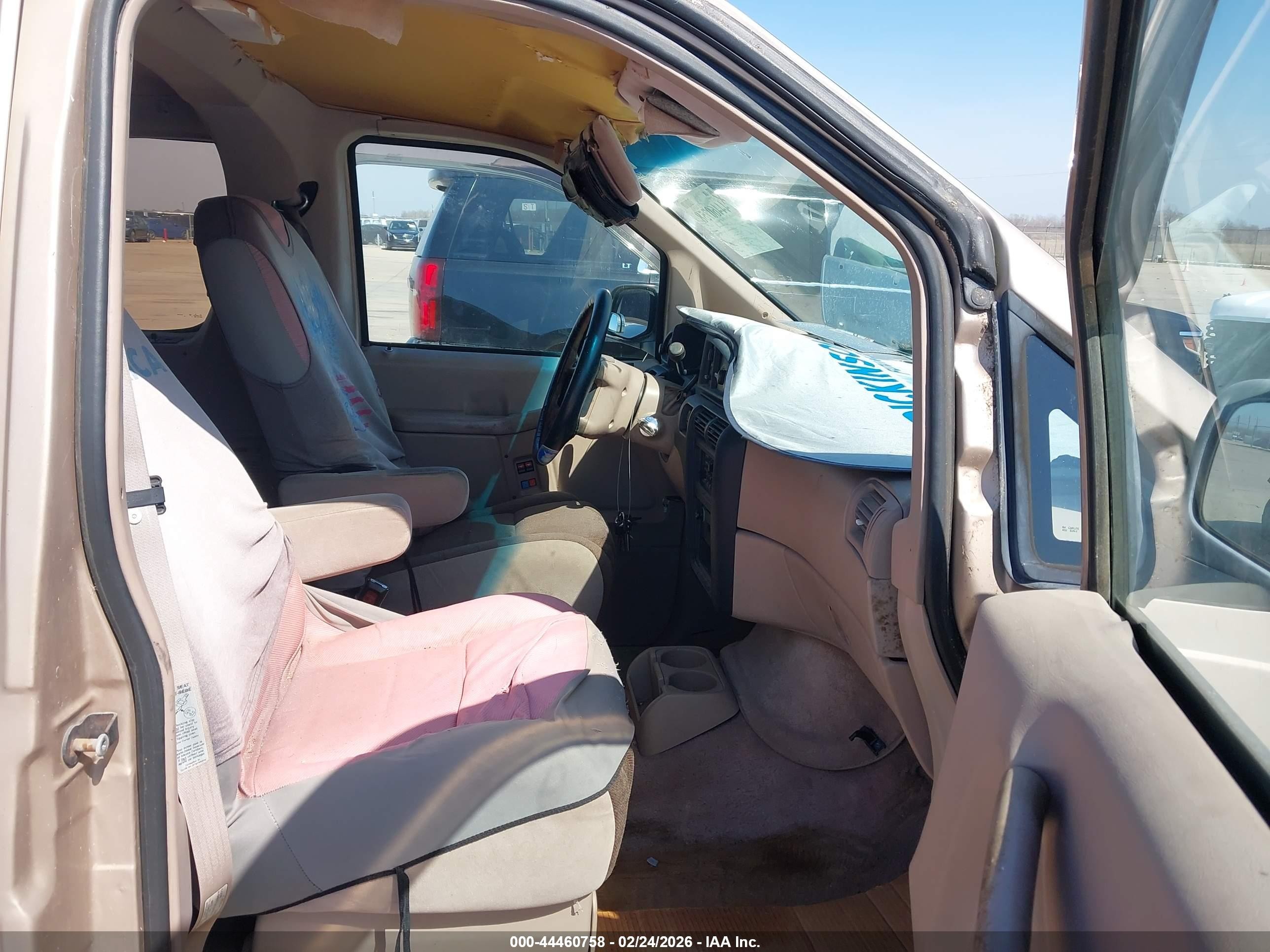 1994 Ford Aerostar   Gold vin: 1FMCA11U3RZB11633