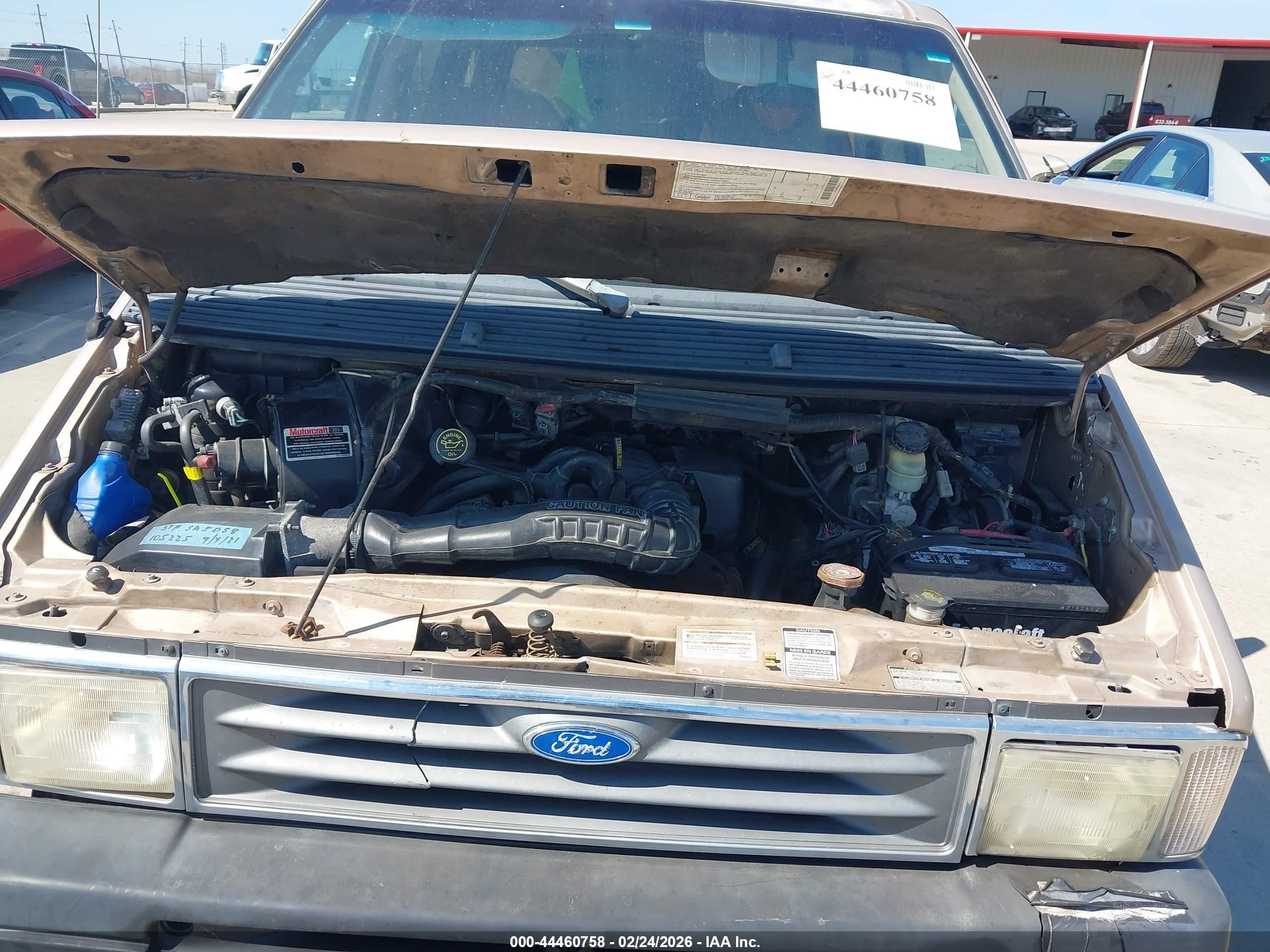 1994 Ford Aerostar   Gold vin: 1FMCA11U3RZB11633