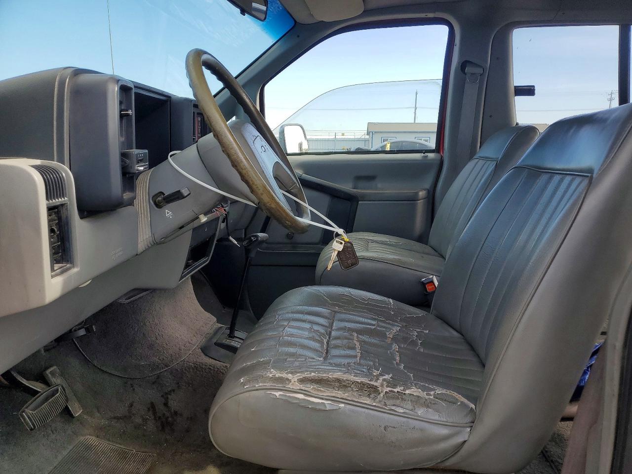1989 Ford Aerostar Red vin: 1FMCA11UXKZB33635