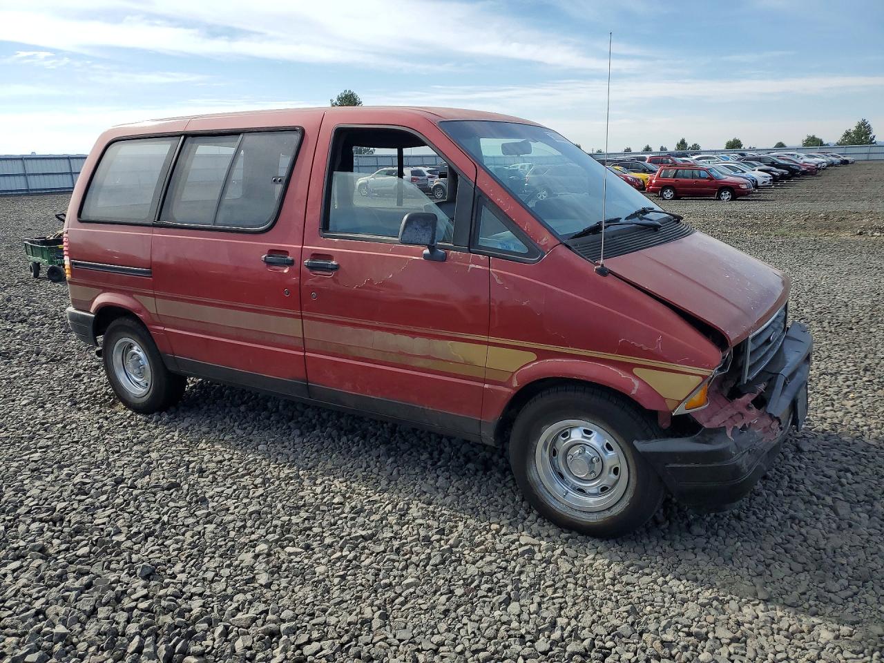 1989 Ford Aerostar Red vin: 1FMCA11UXKZB33635