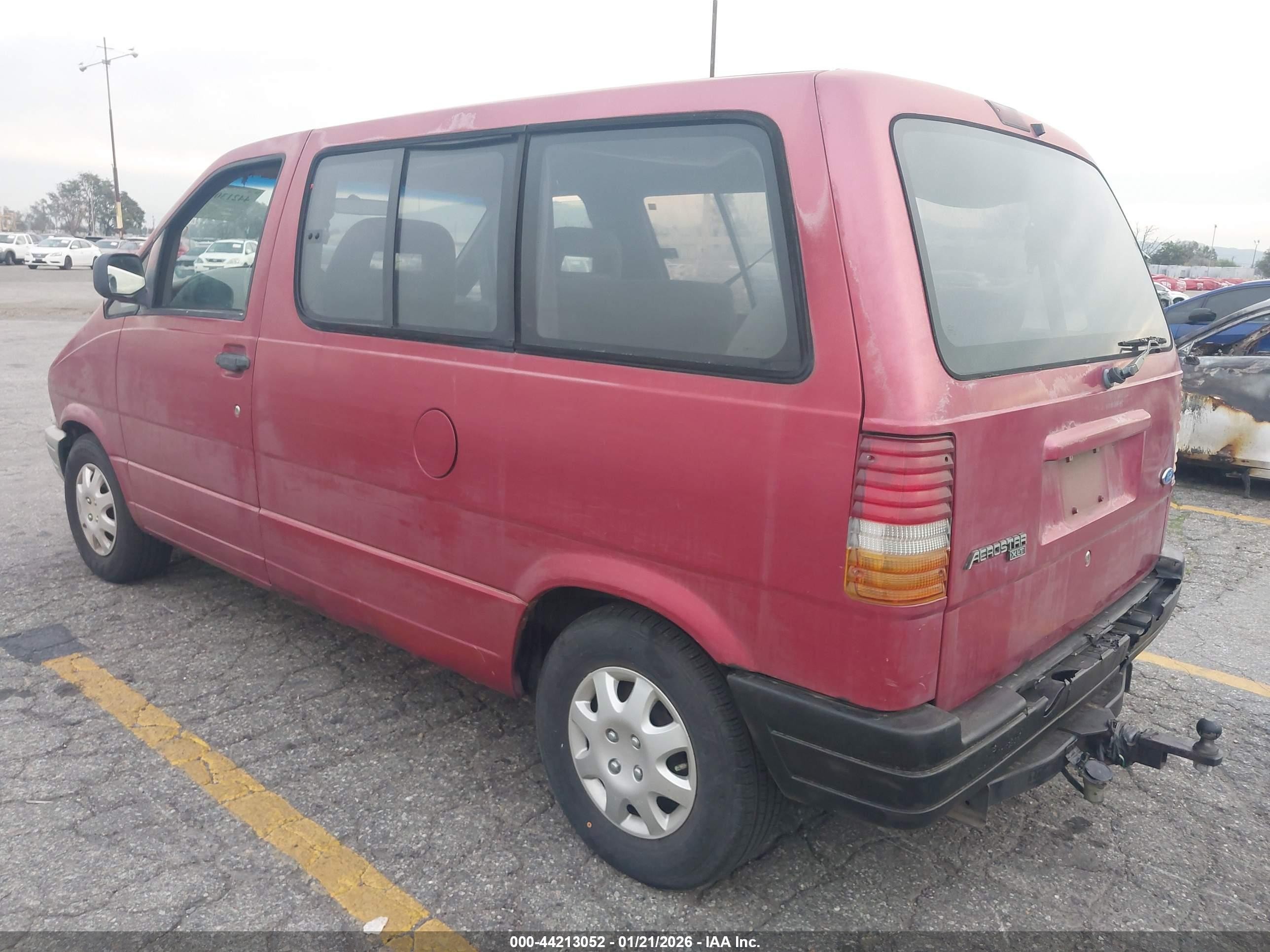 1995 Ford Aerostar   Бордовый vin: 1FMCA11UXSZA52697