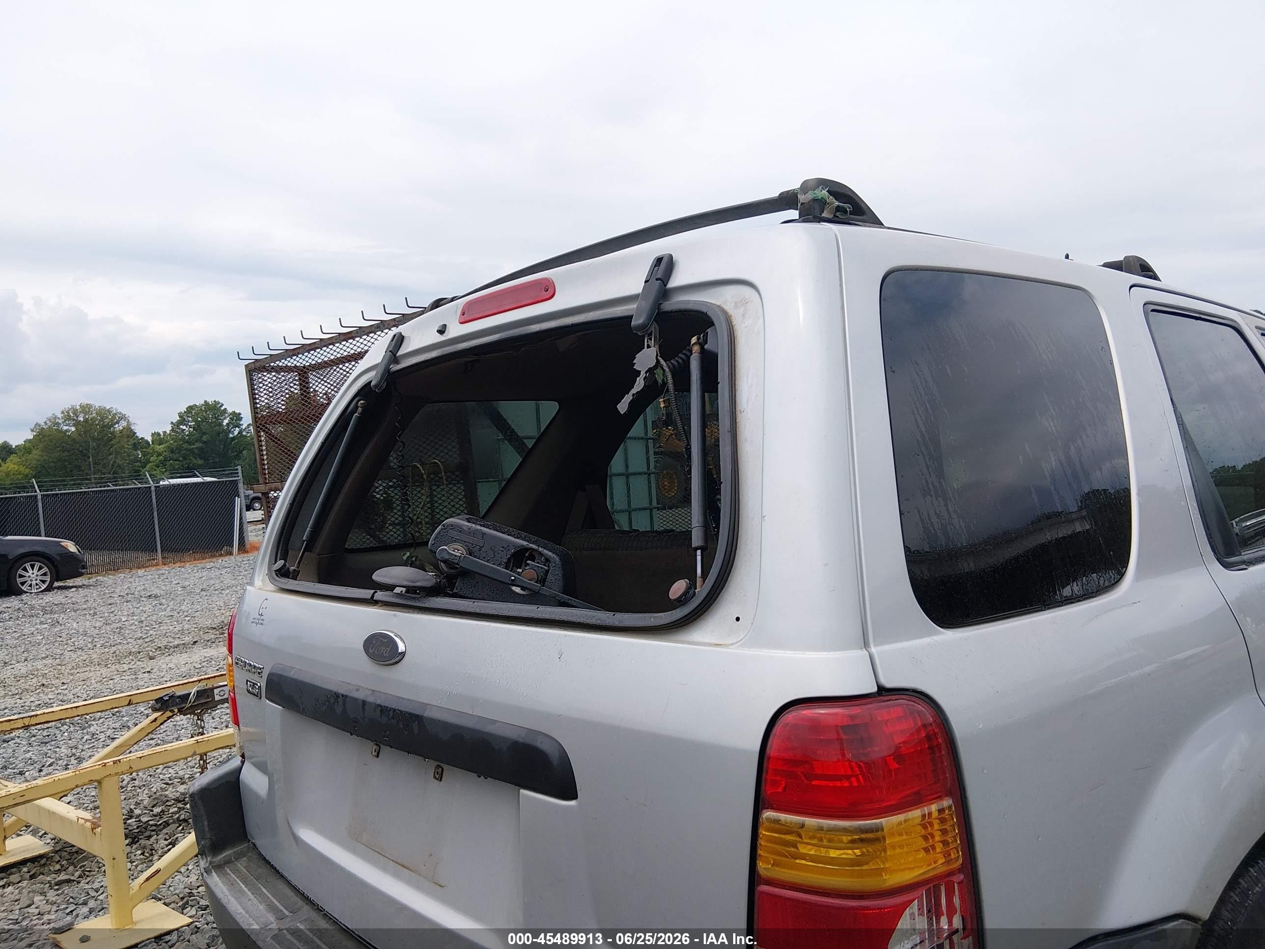 2002 Ford Escape Xls Gray vin: 1FMCU01B02KC30917