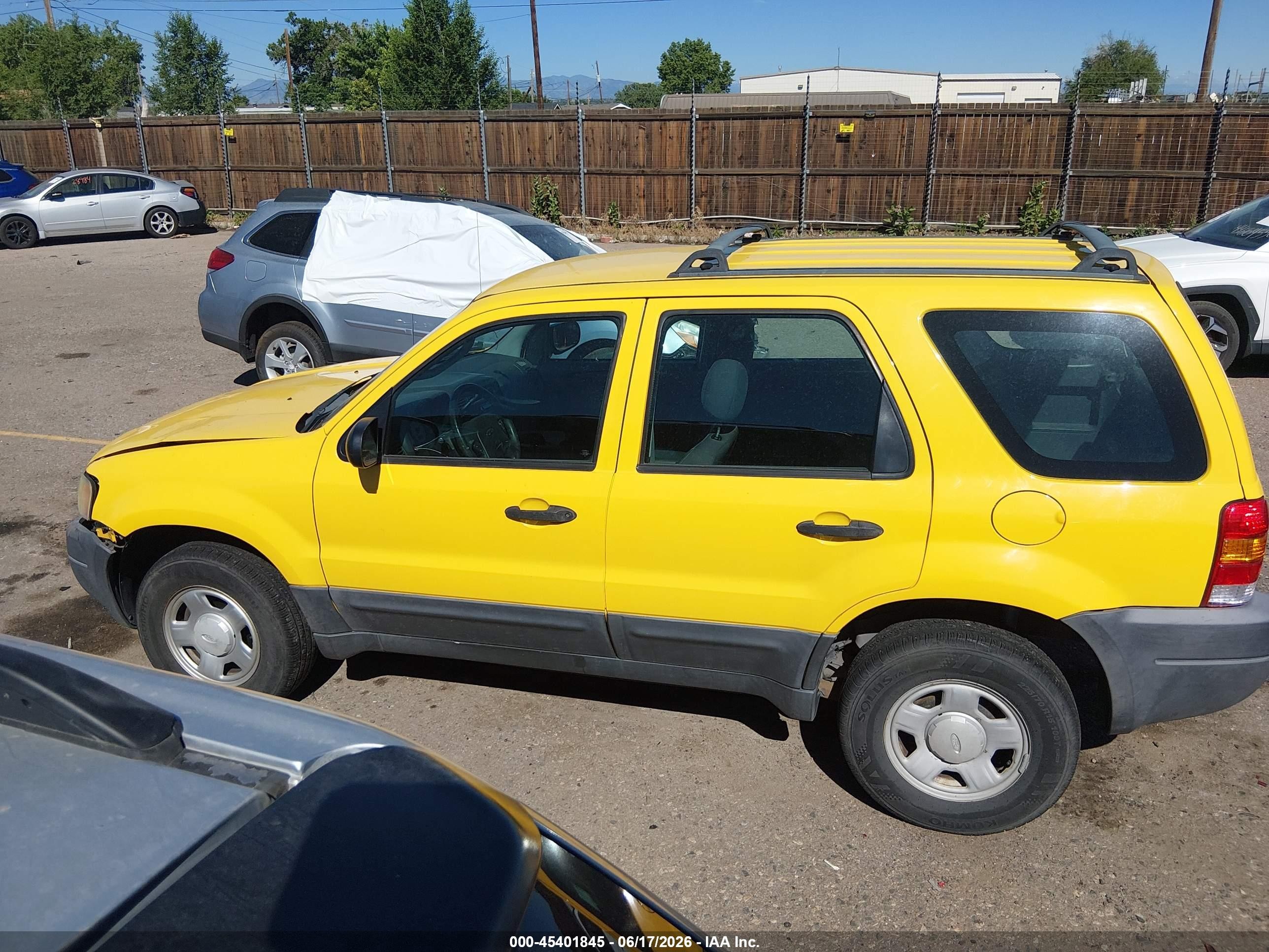 2003 Ford Escape Xls Желтый vin: 1FMCU02123KD98761
