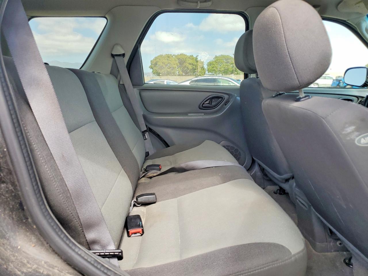 2003 Ford Escape Xls Black vin: 1FMCU02143KA33286