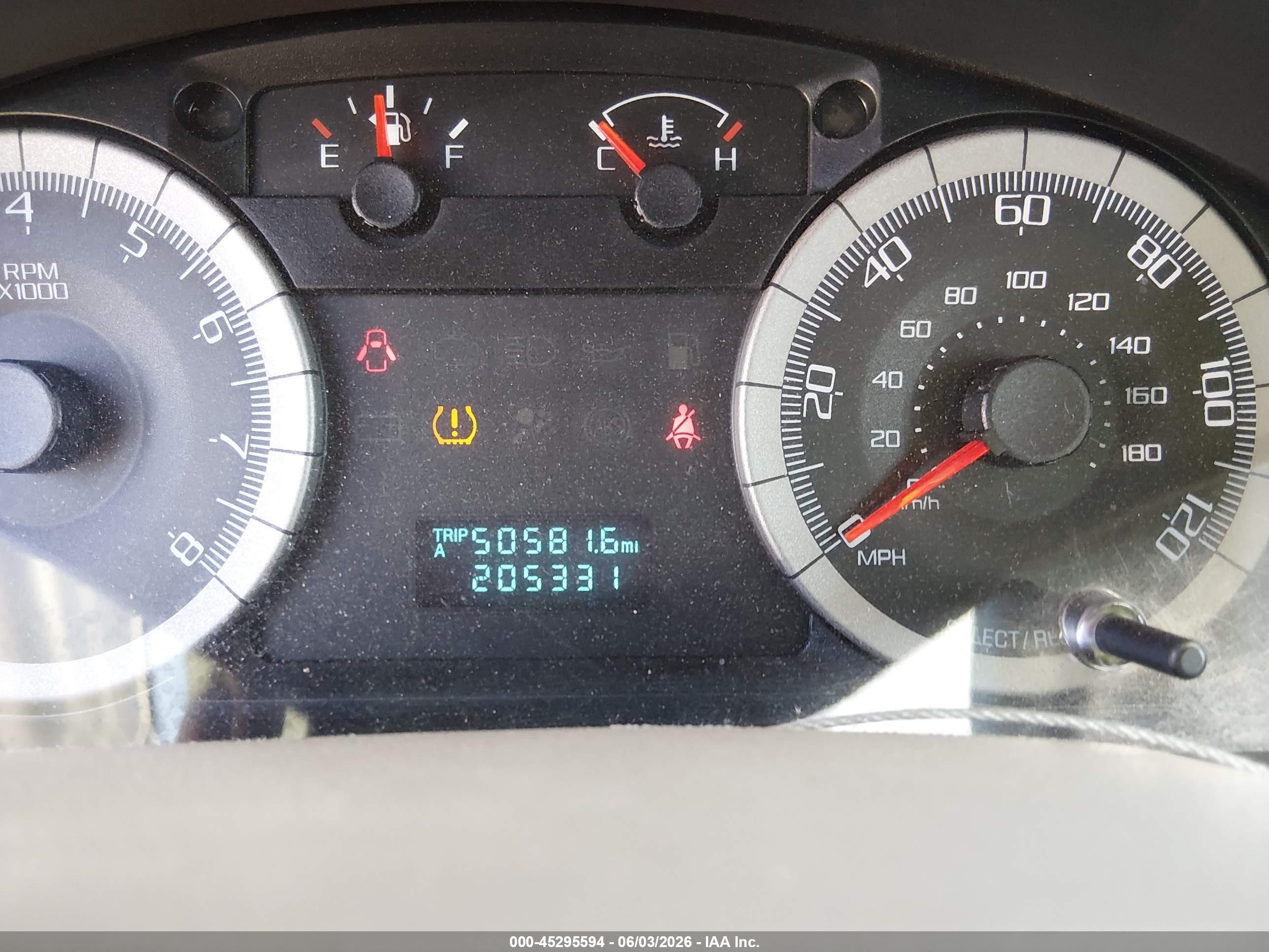 2009 Ford Escape Xls/xls Manual White vin: 1FMCU02739KA03581