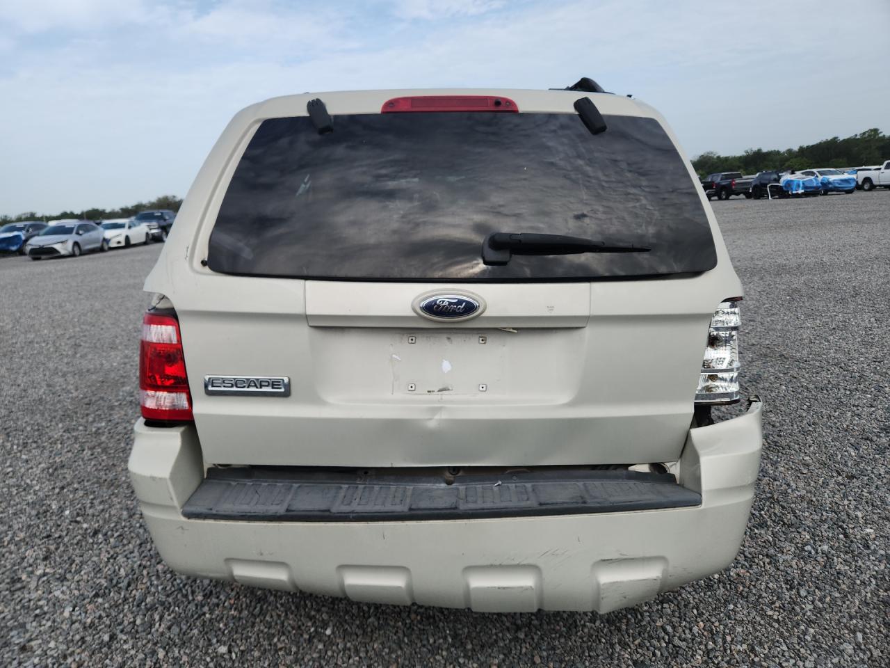 2009 Ford Escape Xls Gray vin: 1FMCU02749KC80482
