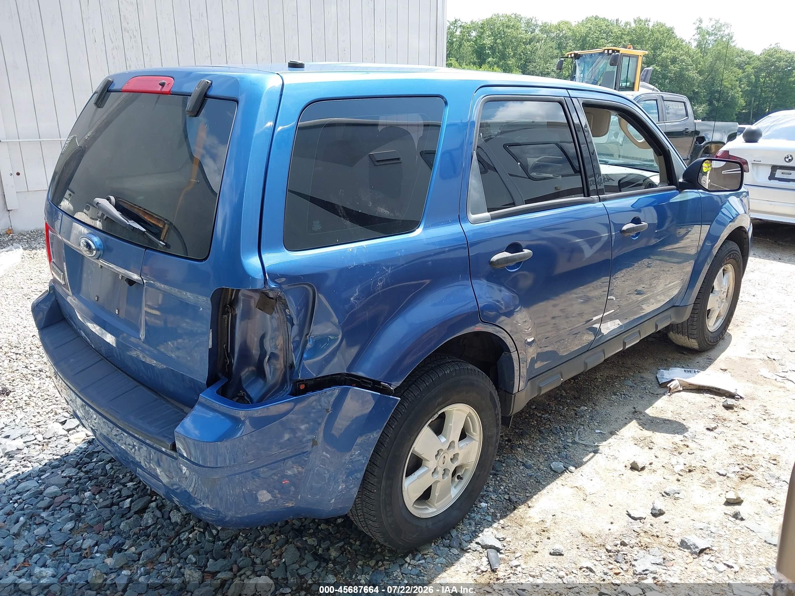 2009 Ford Escape Xls/xls Manual Blue vin: 1FMCU02759KA74880