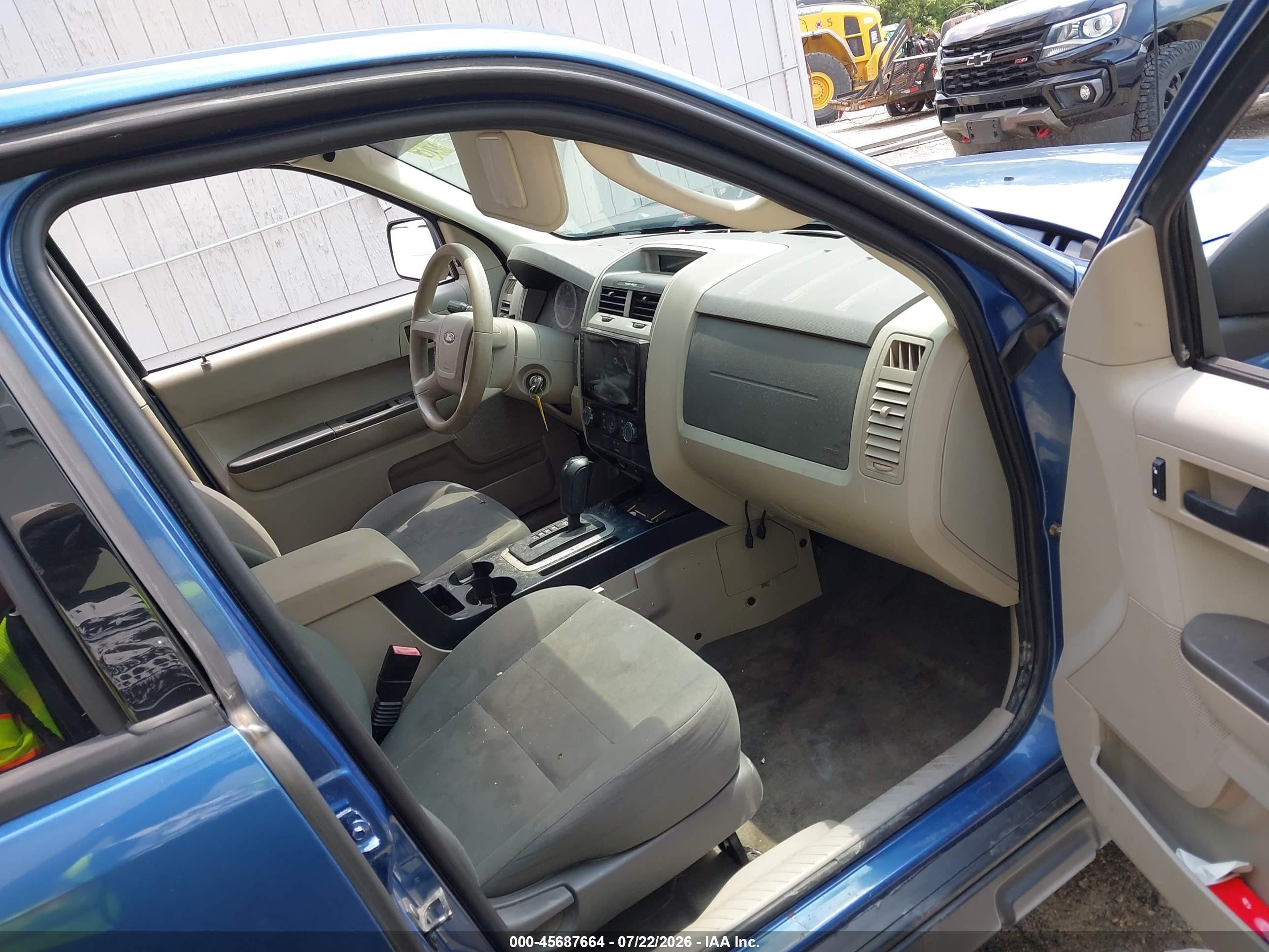 2009 Ford Escape Xls/xls Manual Blue vin: 1FMCU02759KA74880