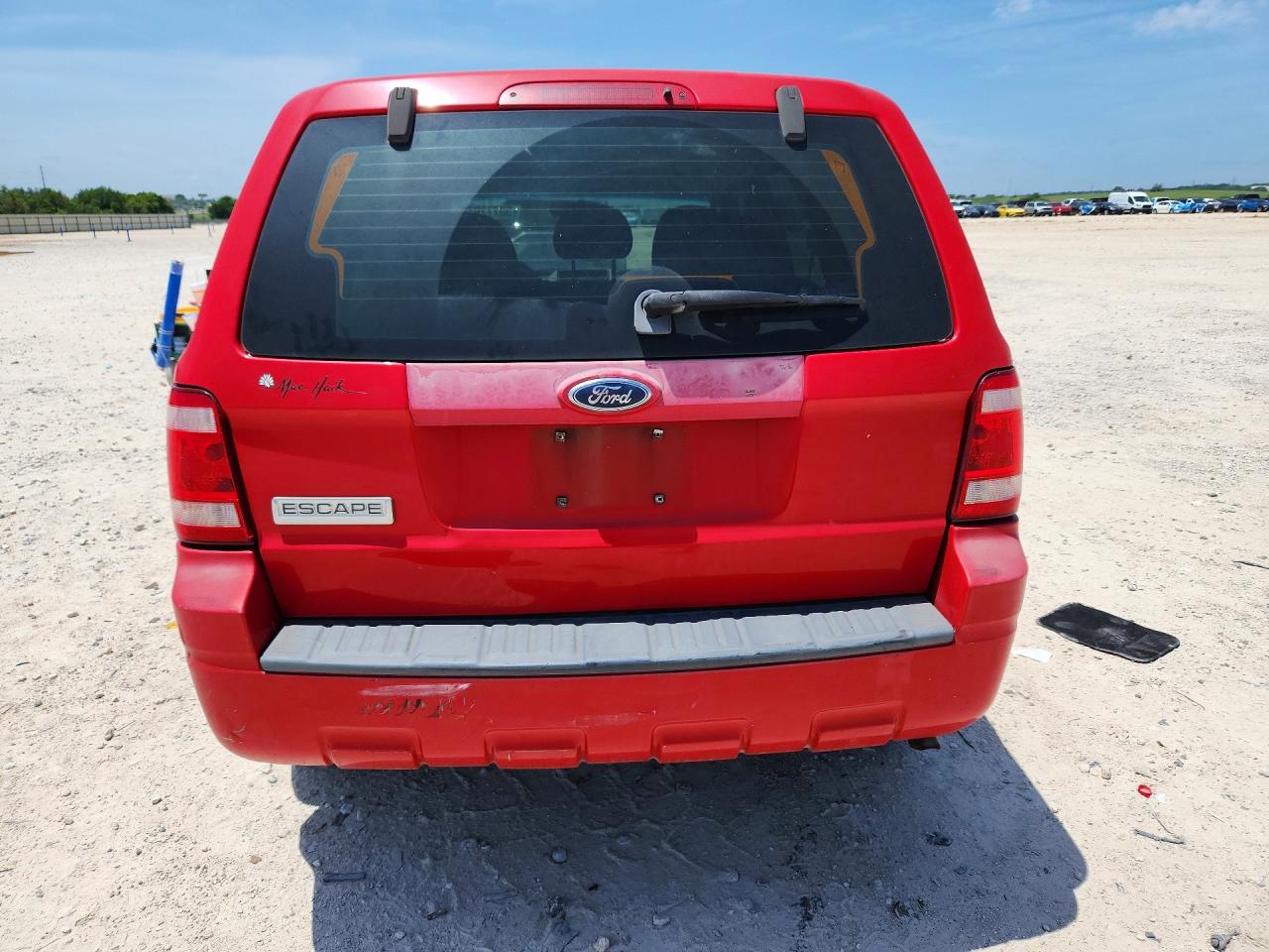 2009 Ford Escape Xls Red vin: 1FMCU02769KA13392