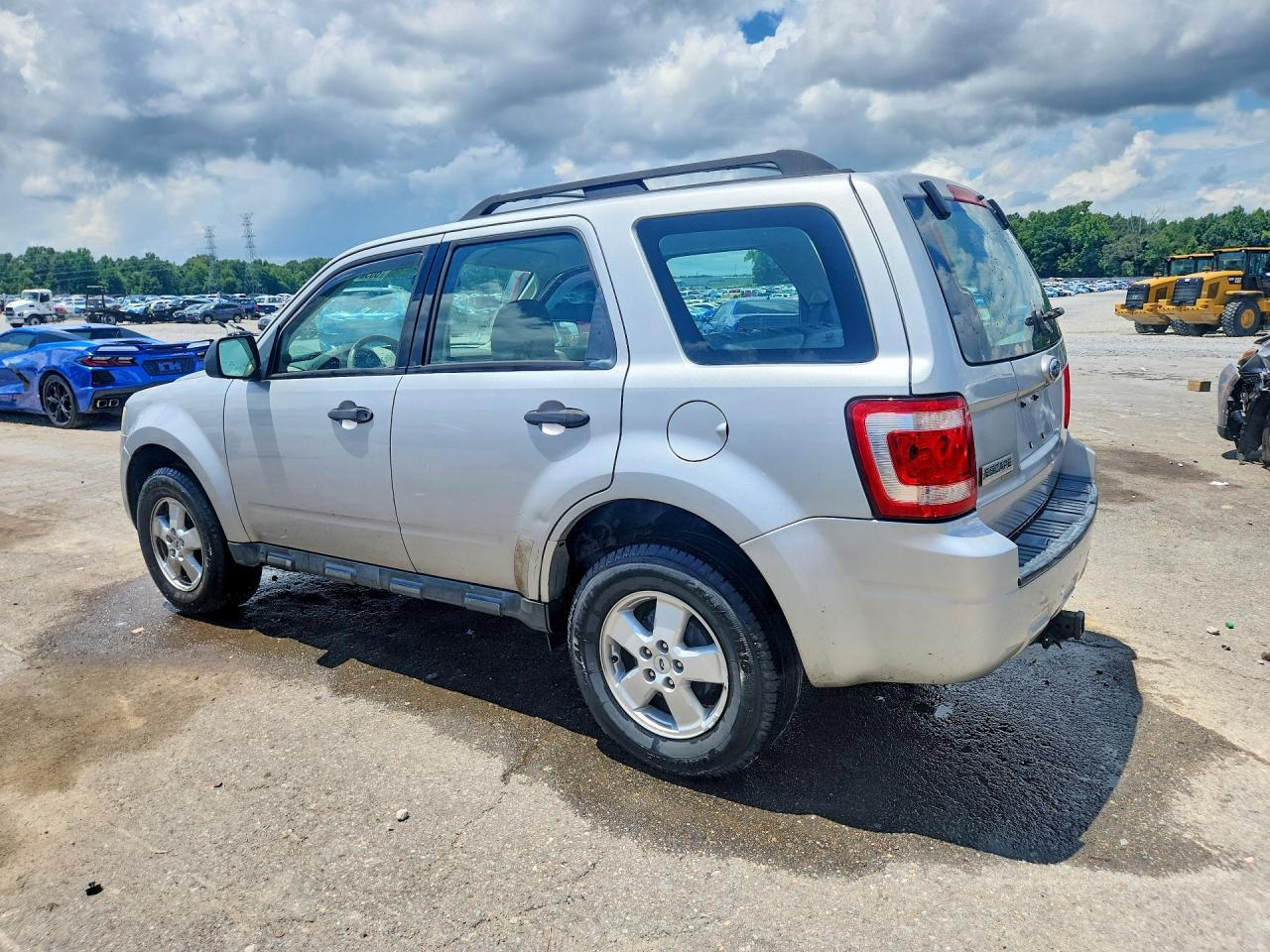 2009 Ford Escape Xls Silver vin: 1FMCU02779KD08243