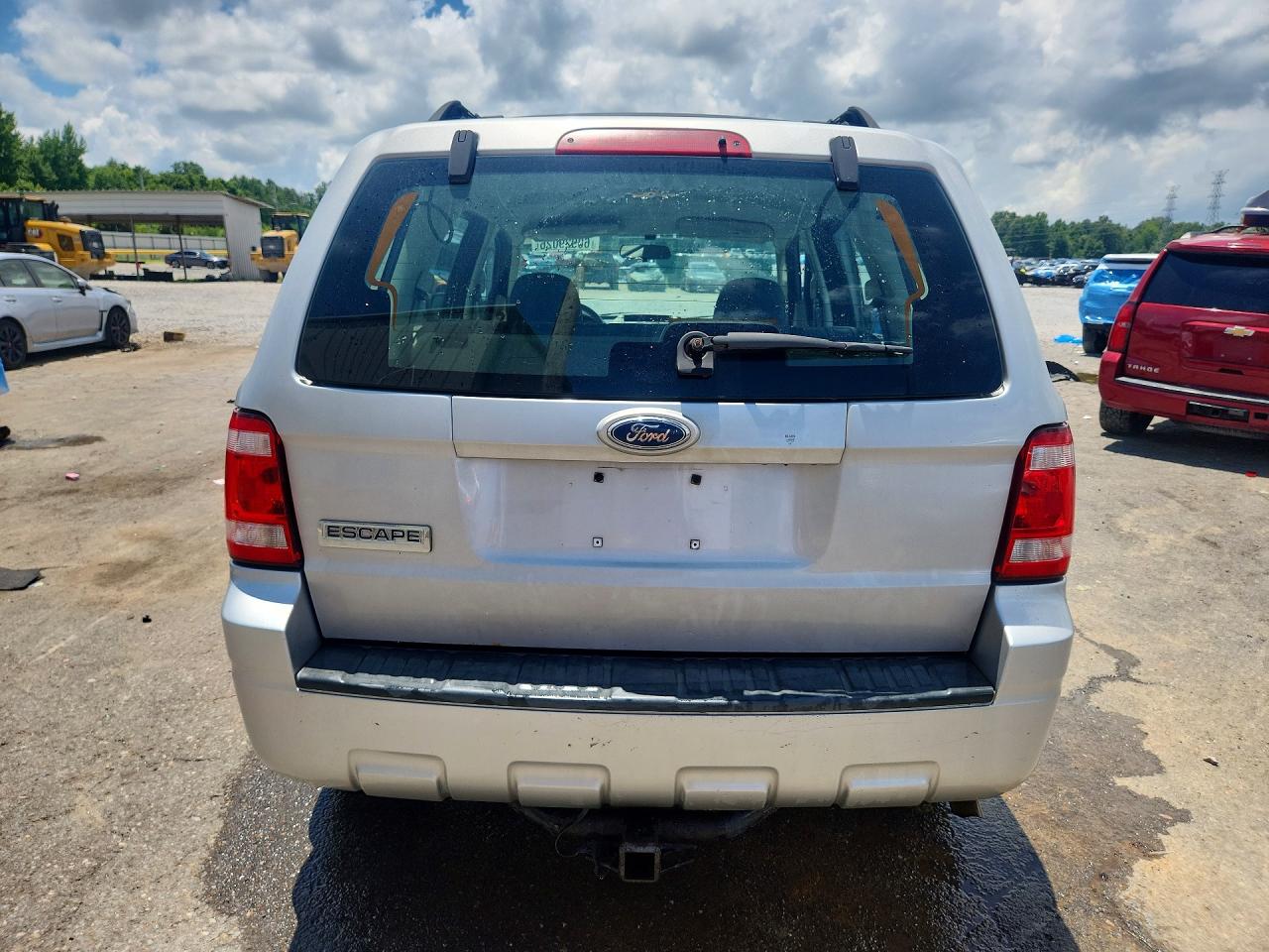 2009 Ford Escape Xls Silver vin: 1FMCU02779KD08243