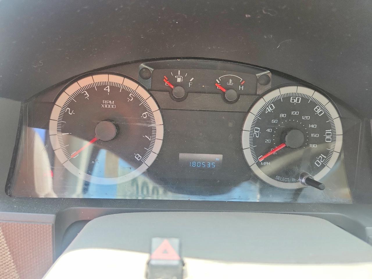 2009 Ford Escape Xls Silver vin: 1FMCU02779KD08243