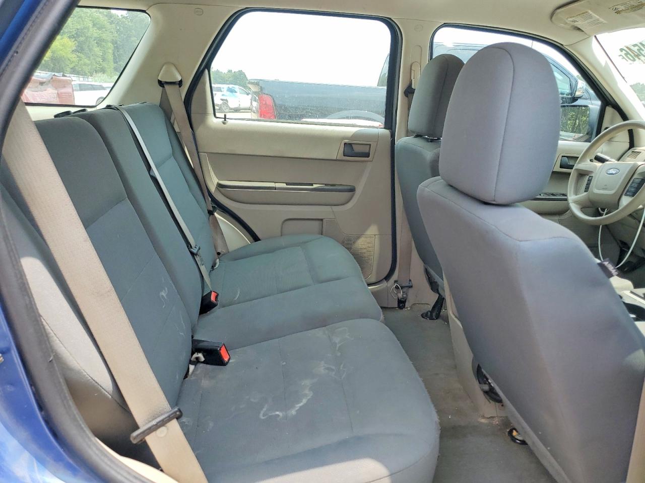 2009 Ford Escape Blue vin: 1FMCU02789KA26838