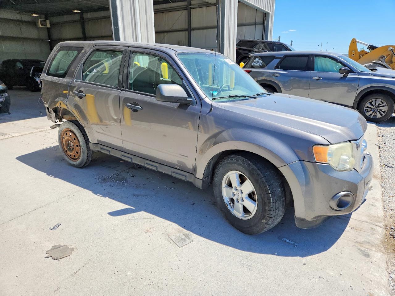 2009 Ford Escape Xls Gray vin: 1FMCU027X9KA29398