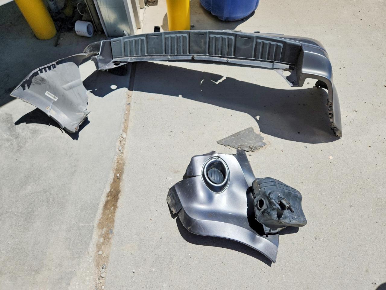 2009 Ford Escape Xls Gray vin: 1FMCU027X9KA29398