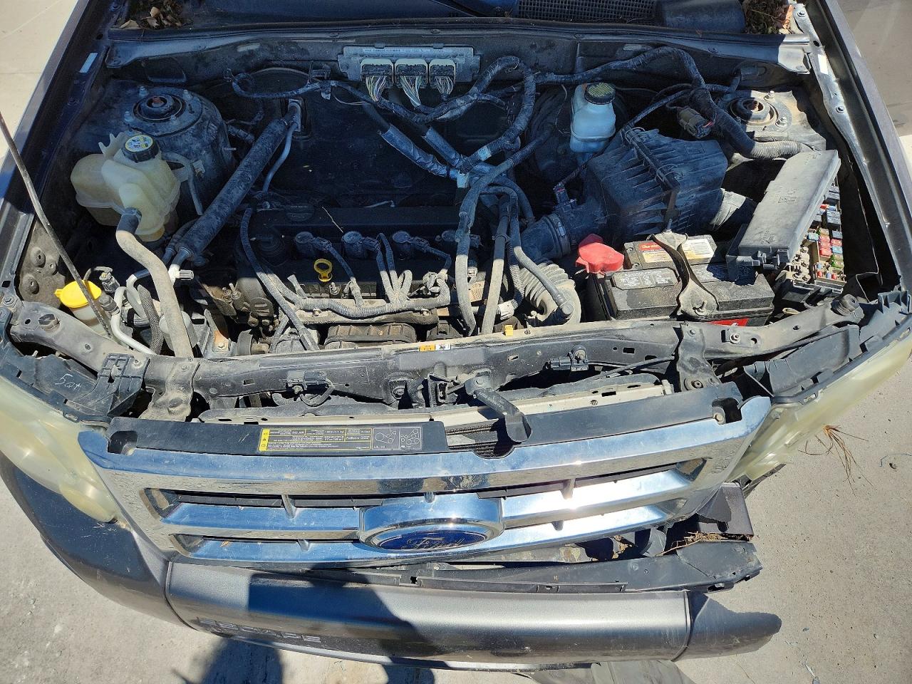 2009 Ford Escape Xls Gray vin: 1FMCU027X9KA29398