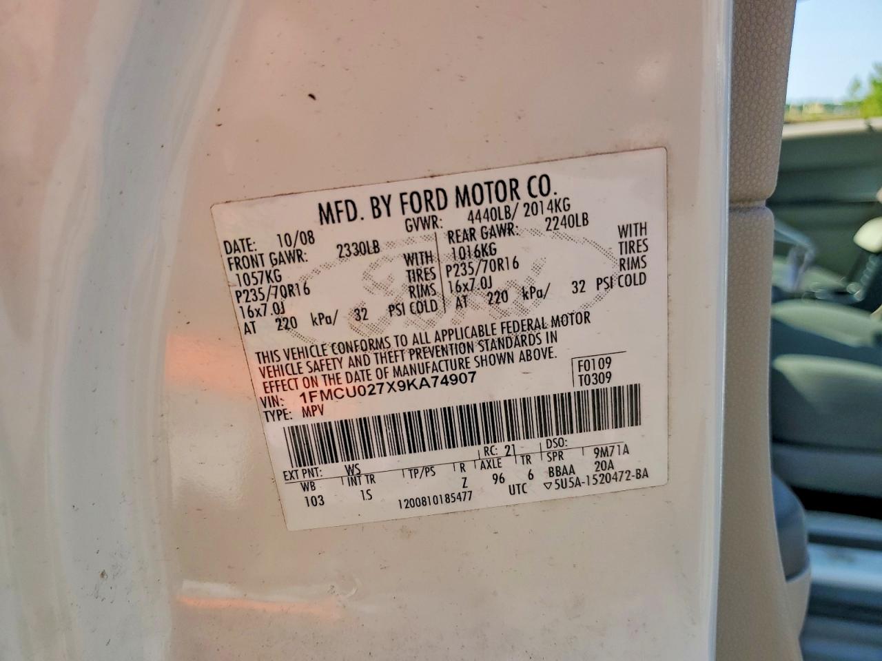 2009 Ford Escape Xls White vin: 1FMCU027X9KA74907