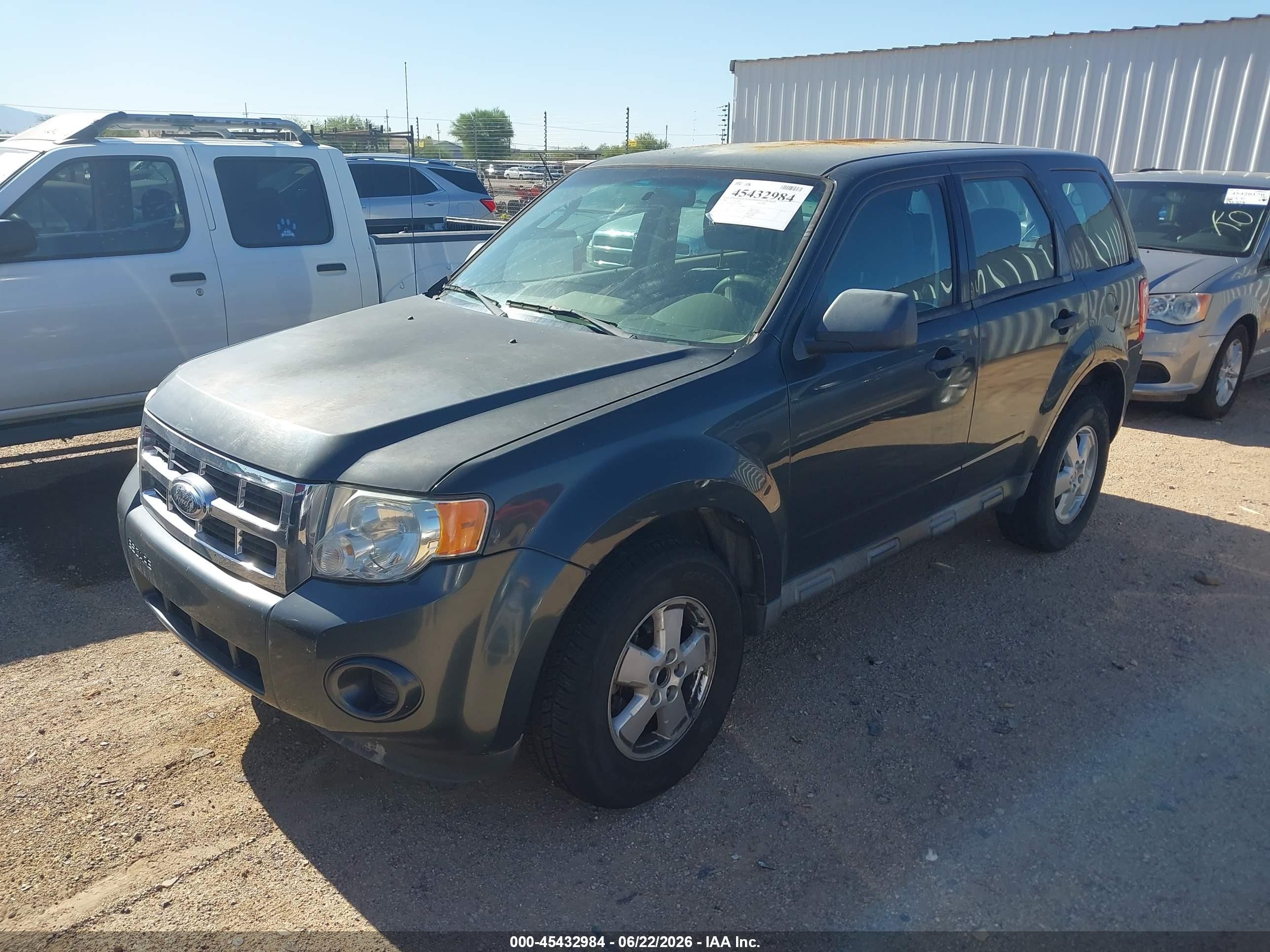 2009 Ford Escape Xls/xls Manual Gray vin: 1FMCU027X9KC60074