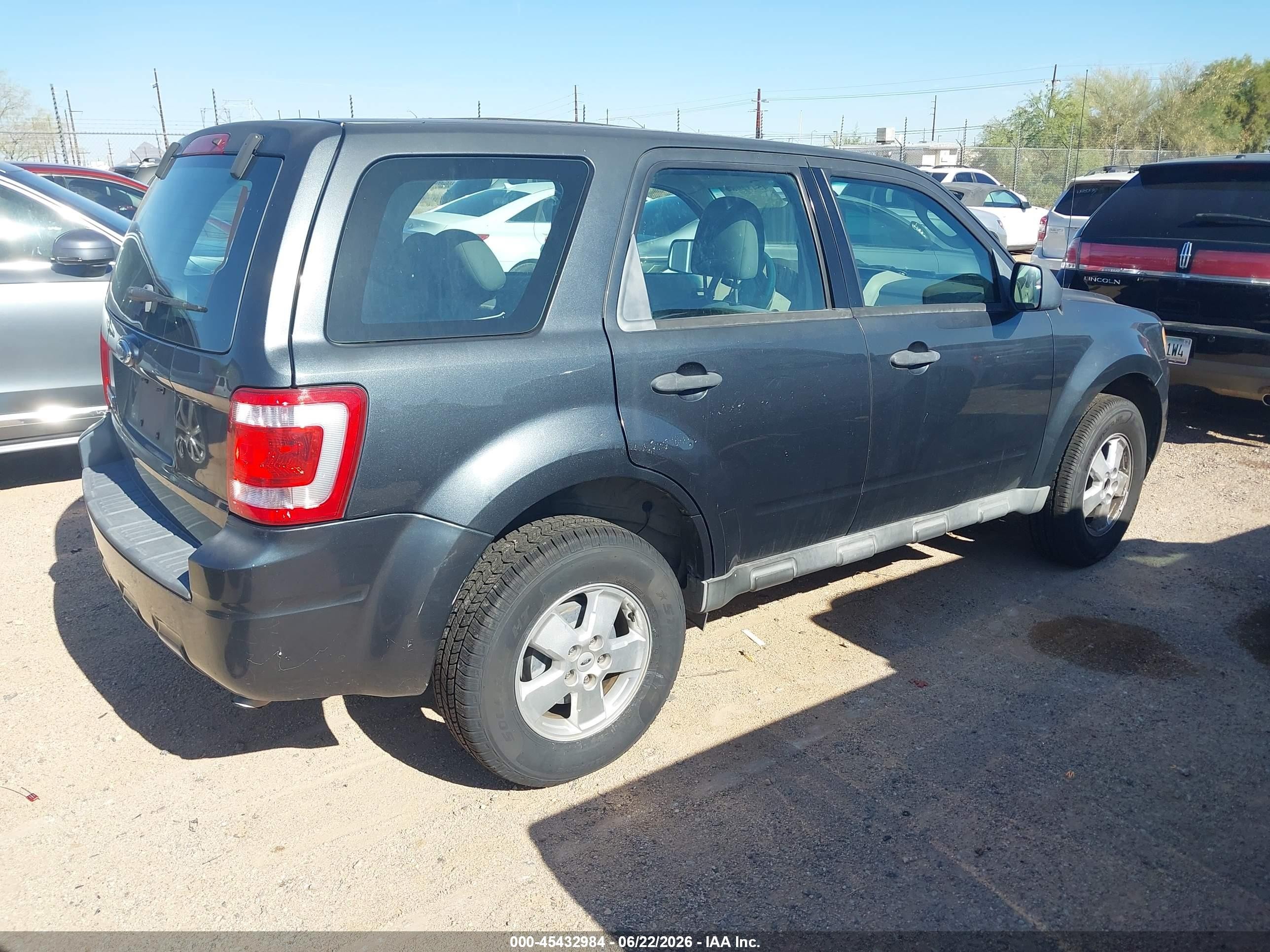 2009 Ford Escape Xls/xls Manual Gray vin: 1FMCU027X9KC60074