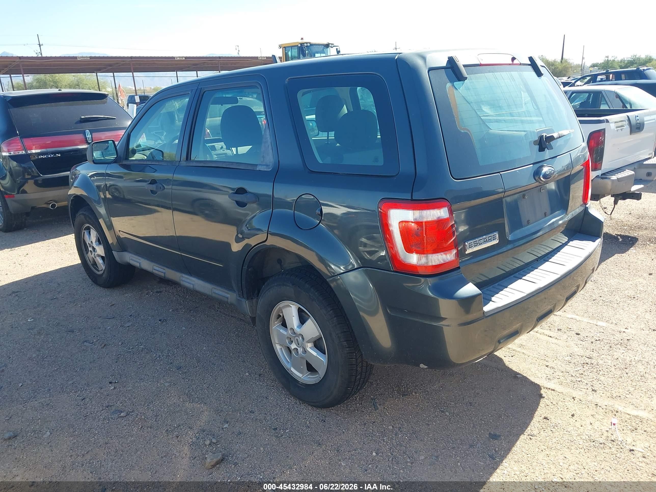 2009 Ford Escape Xls/xls Manual Gray vin: 1FMCU027X9KC60074