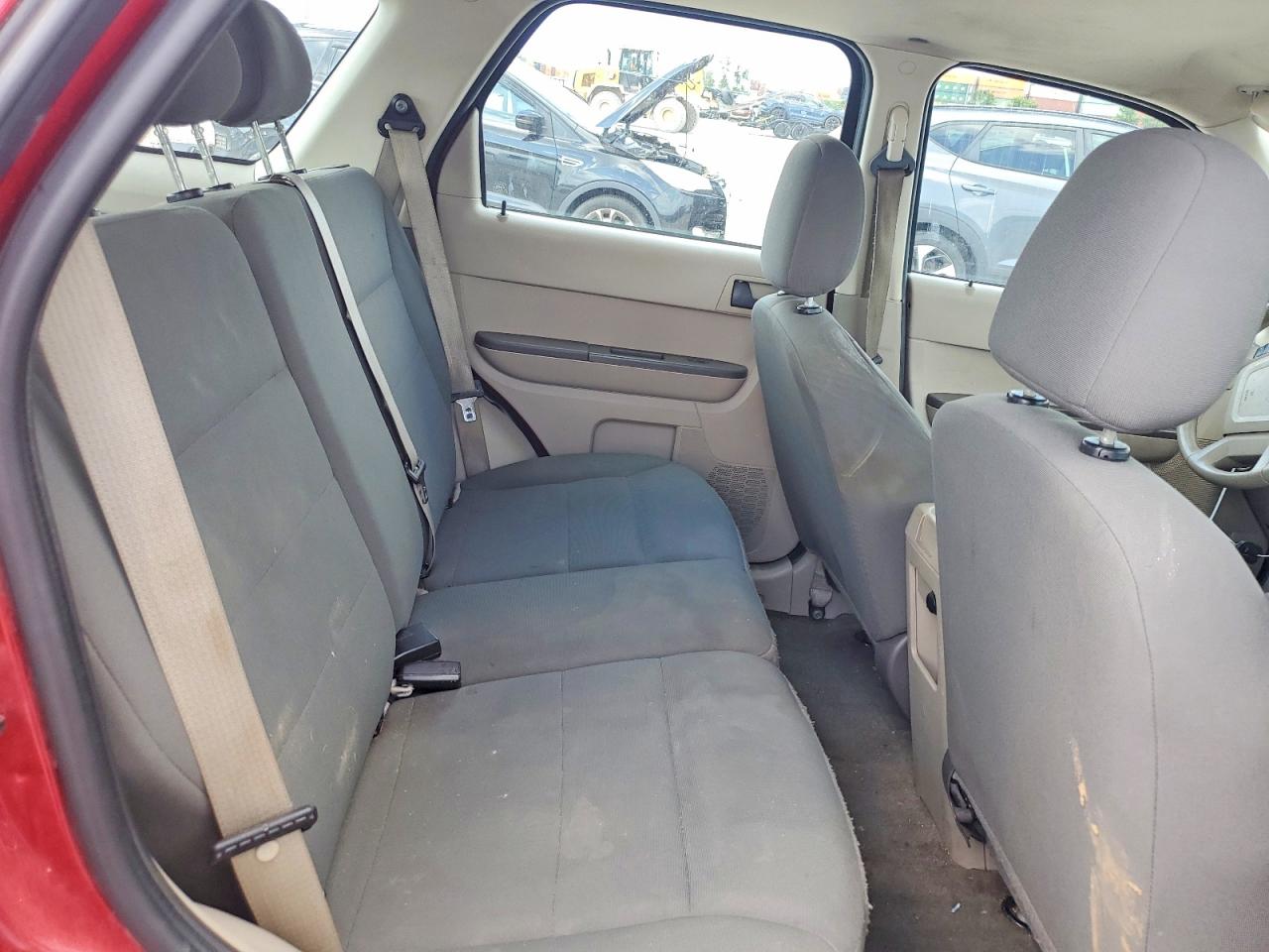 2008 Ford Escape Xls Красный vin: 1FMCU02Z08KA21066