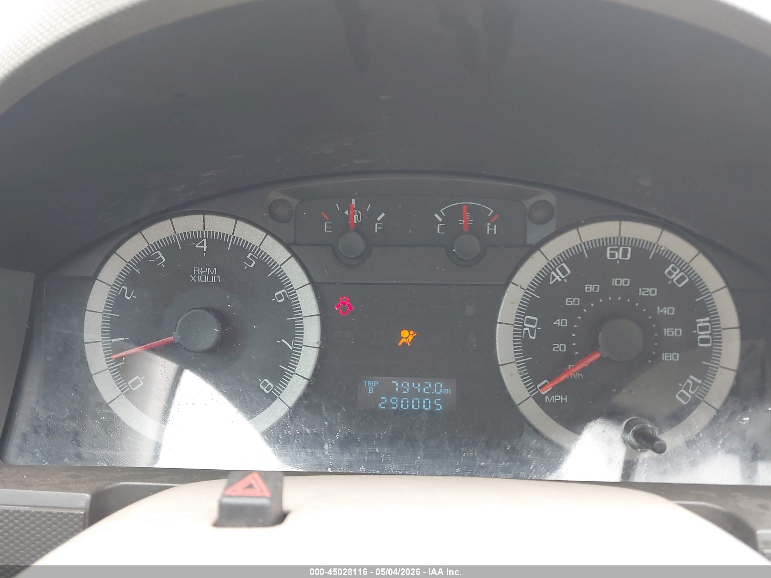 2008 Ford Escape Xls Beige vin: 1FMCU02Z08KE11052