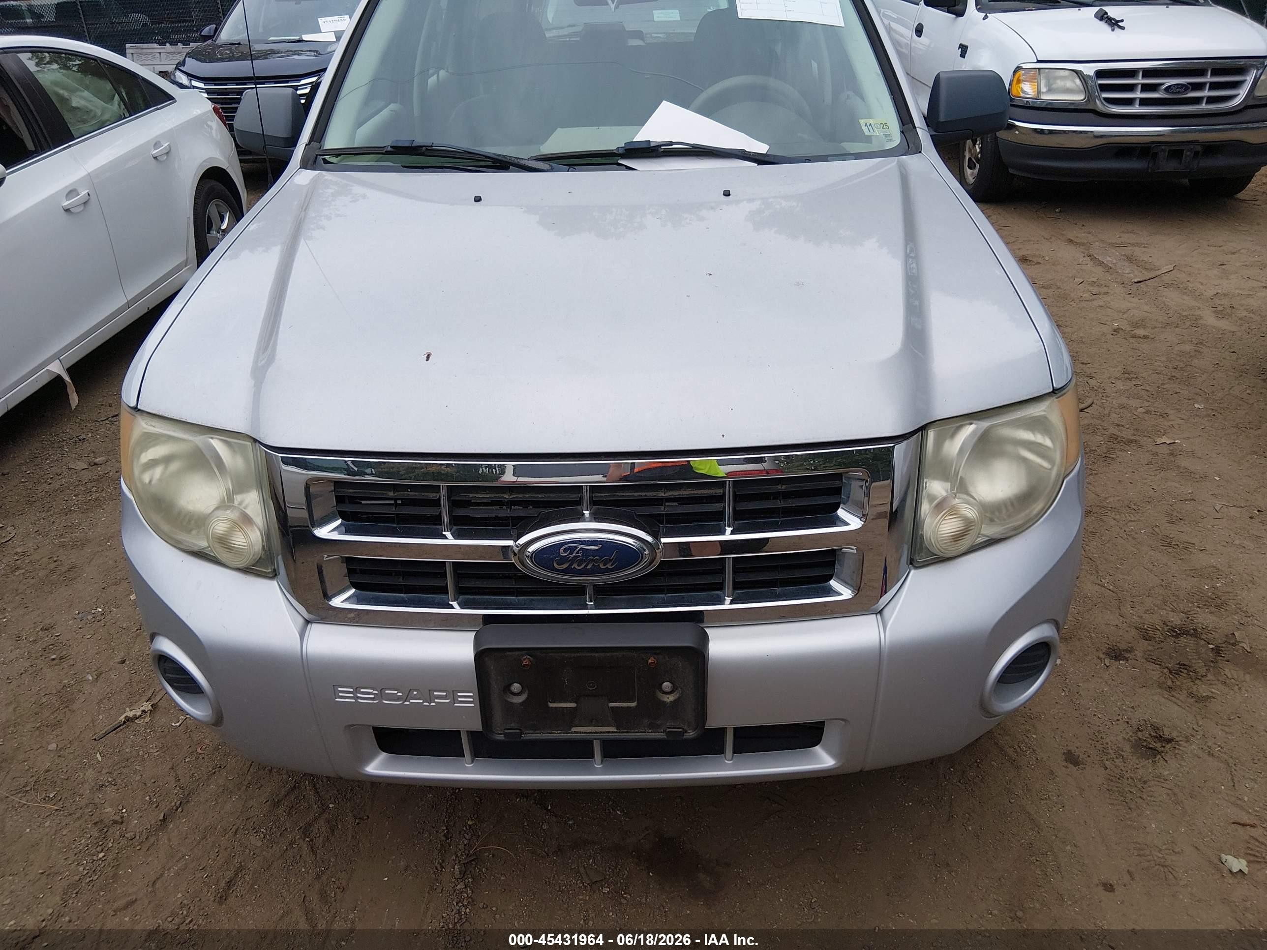 2008 Ford Escape Xls/xls Manual Silver vin: 1FMCU02Z08KE49283