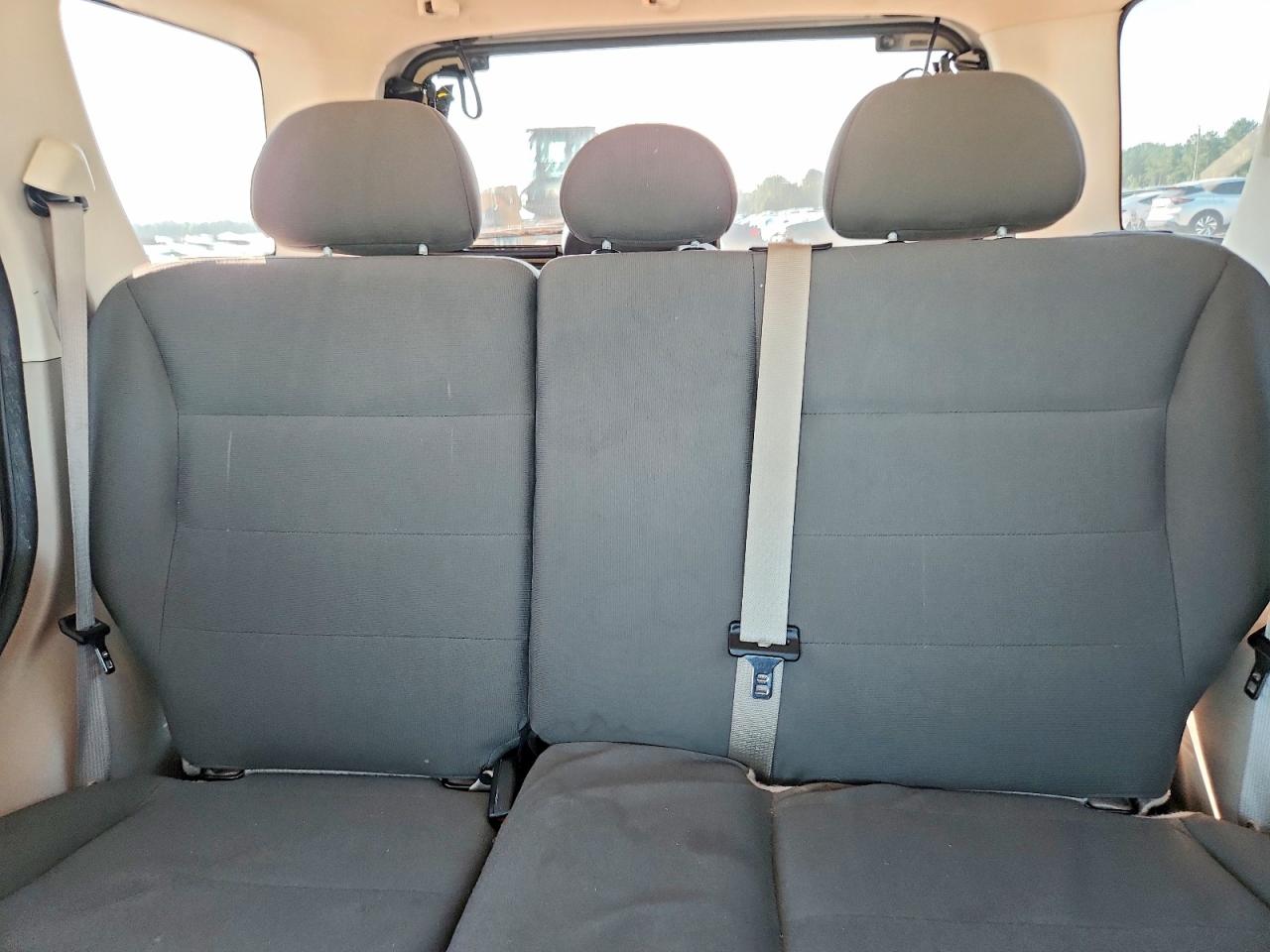 2008 Ford Escape Xls Silver vin: 1FMCU02Z28KB09360
