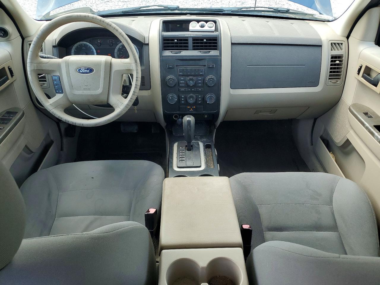 2008 Ford Escape Xls Blue vin: 1FMCU02Z28KE64593