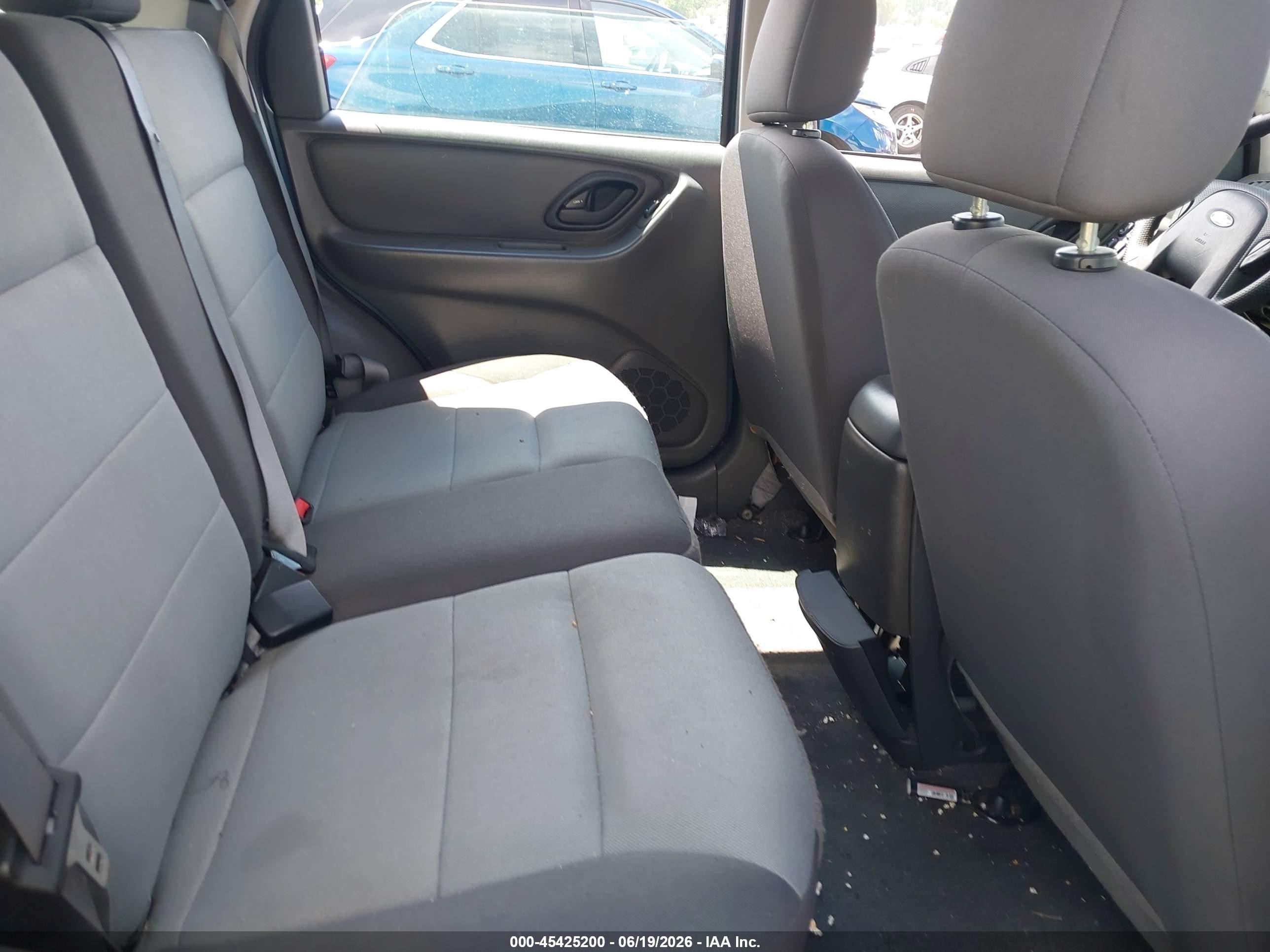 2006 Ford Escape Xls Blue vin: 1FMCU02Z36KA41888