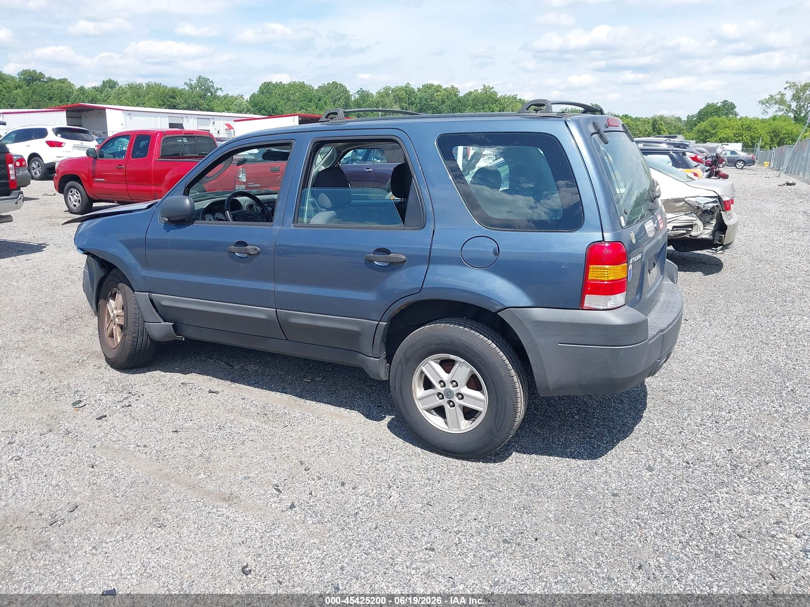 2006 Ford Escape Xls Blue vin: 1FMCU02Z36KA41888