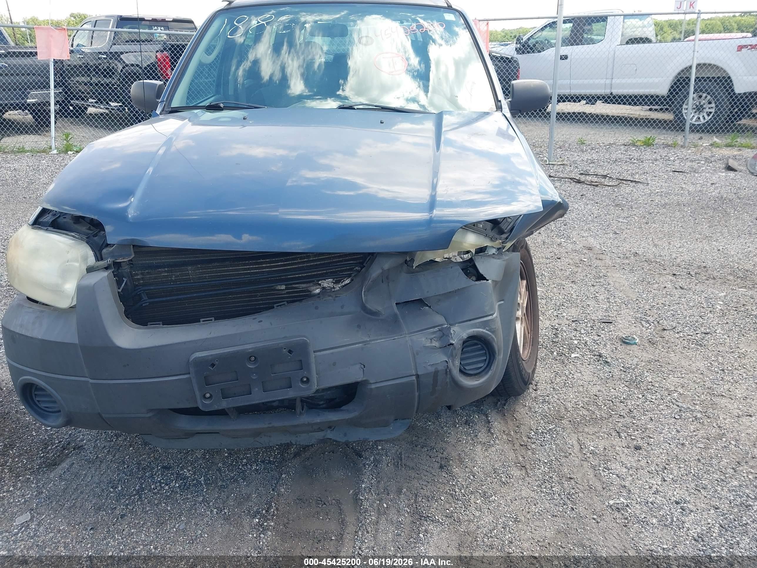 2006 Ford Escape Xls Blue vin: 1FMCU02Z36KA41888