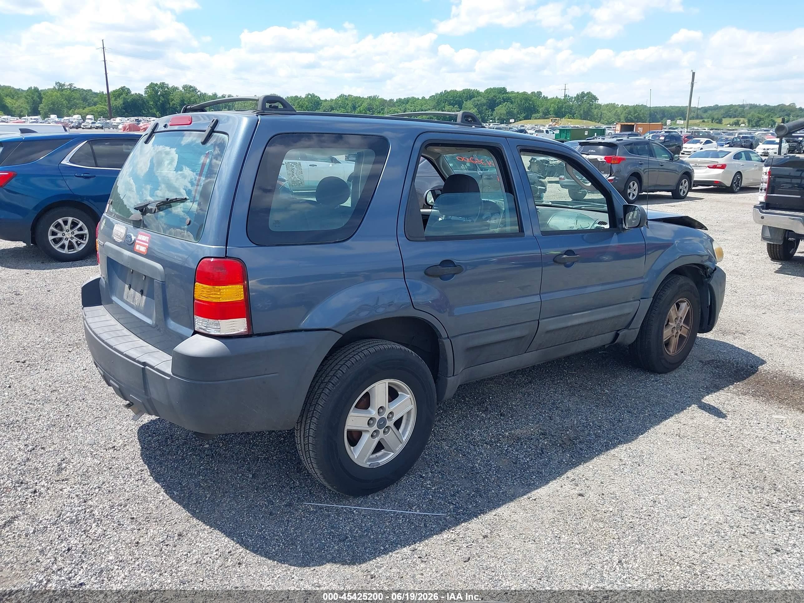 2006 Ford Escape Xls Blue vin: 1FMCU02Z36KA41888
