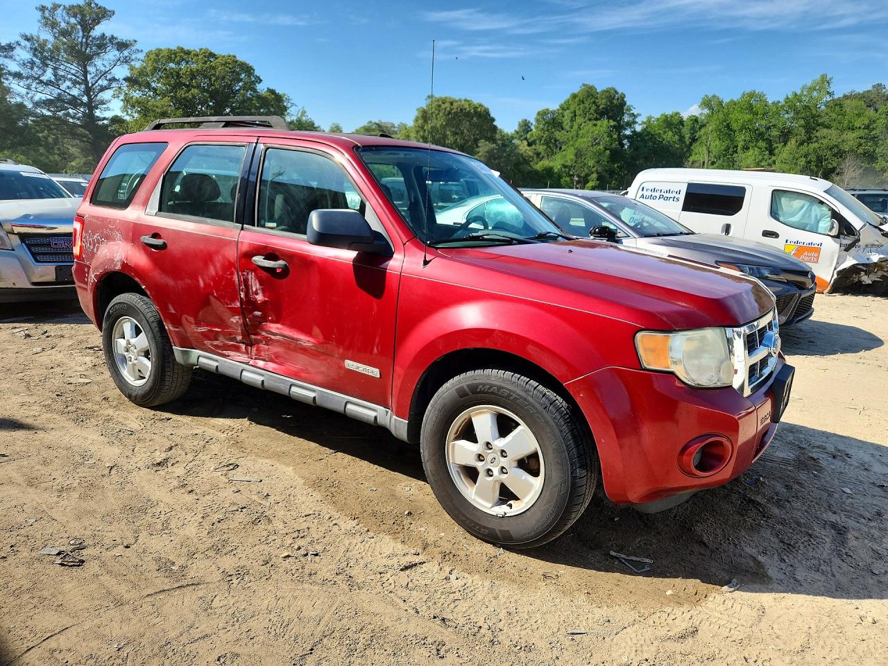 2008 Ford Escape Xls Red vin: 1FMCU02Z48KB13300