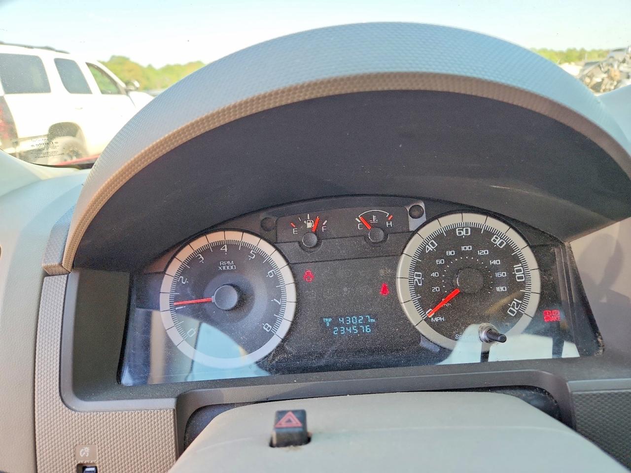 2008 Ford Escape Xls Red vin: 1FMCU02Z48KB13300