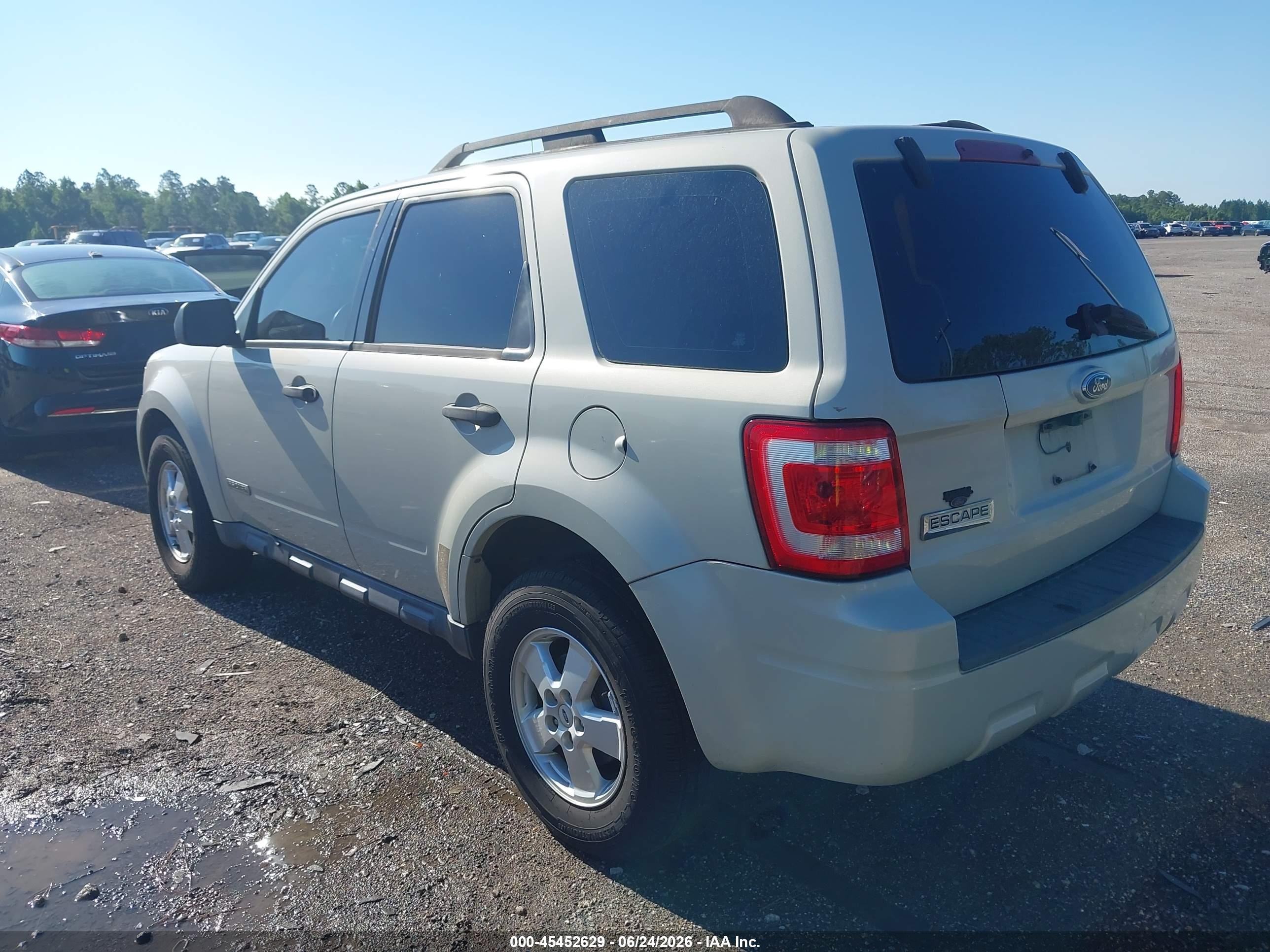 2008 Ford Escape Xls/xls Manual Cream vin: 1FMCU02Z68KB42829
