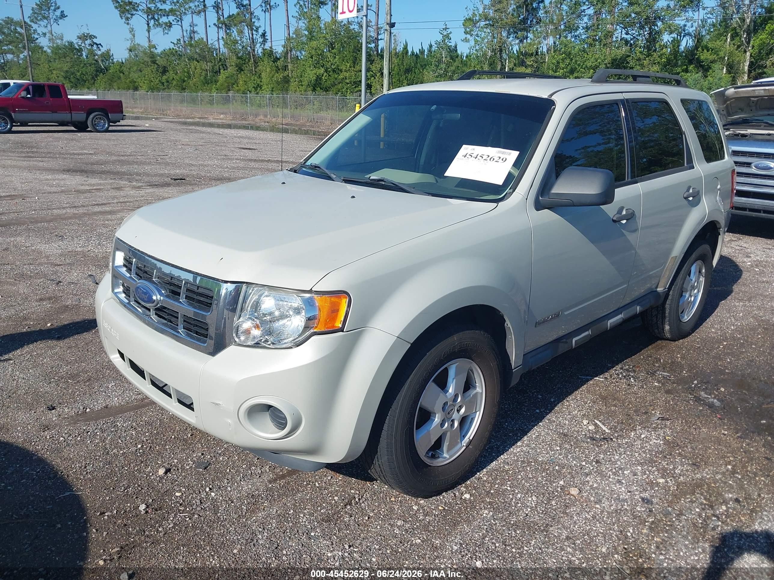 2008 Ford Escape Xls/xls Manual Cream vin: 1FMCU02Z68KB42829