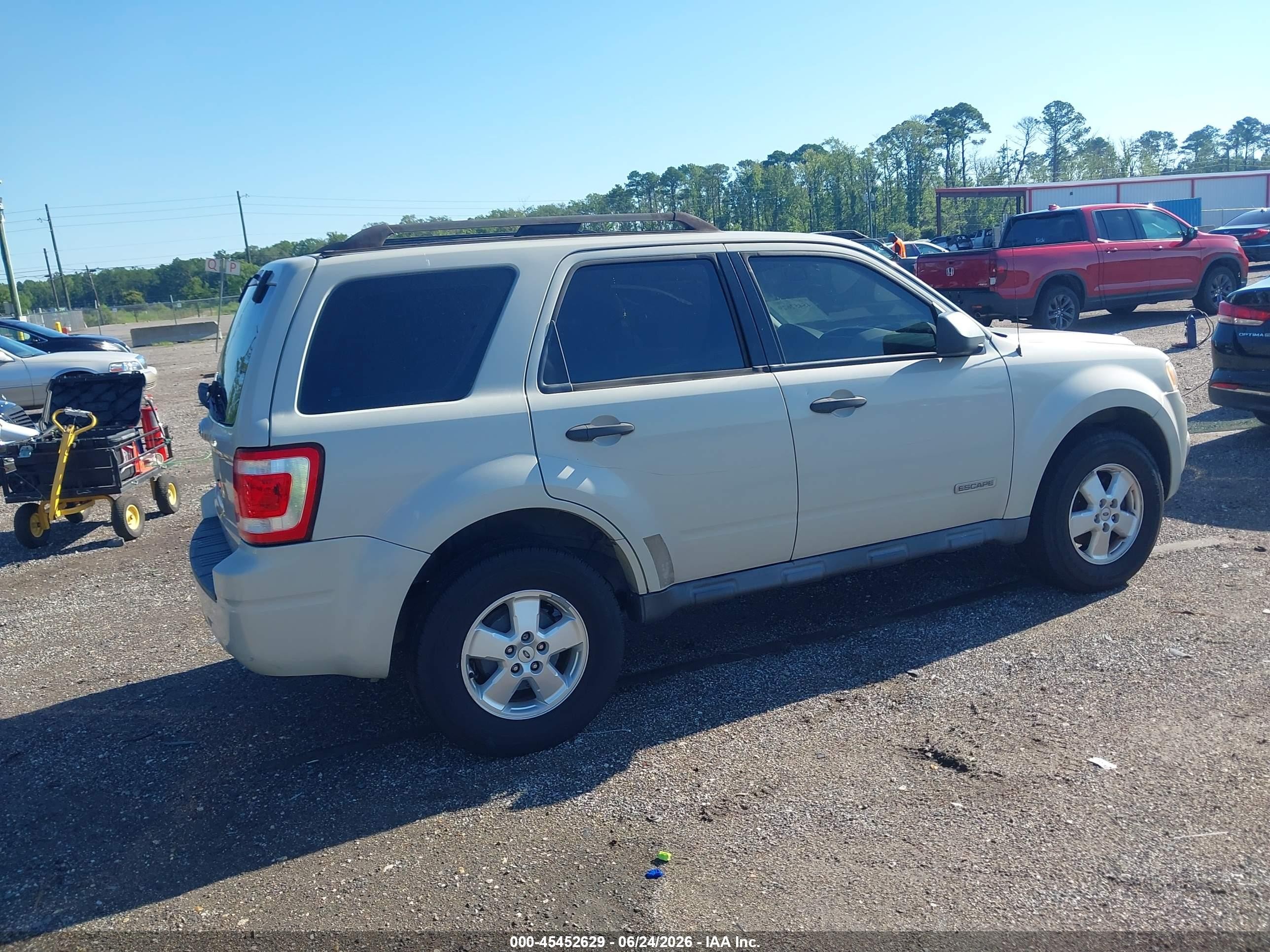 2008 Ford Escape Xls/xls Manual Cream vin: 1FMCU02Z68KB42829