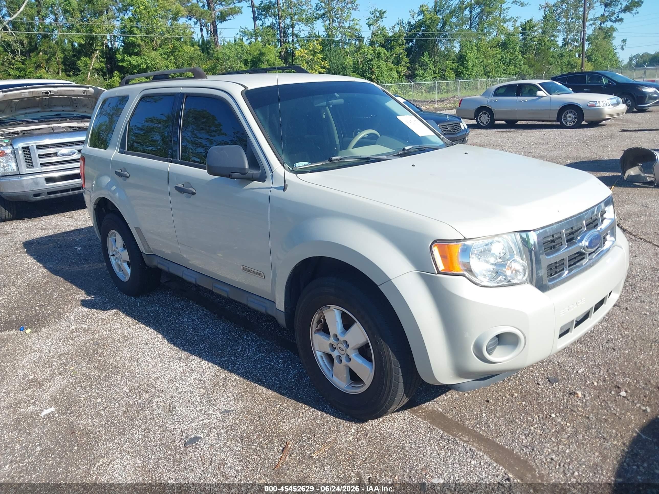 2008 Ford Escape Xls/xls Manual Cream vin: 1FMCU02Z68KB42829