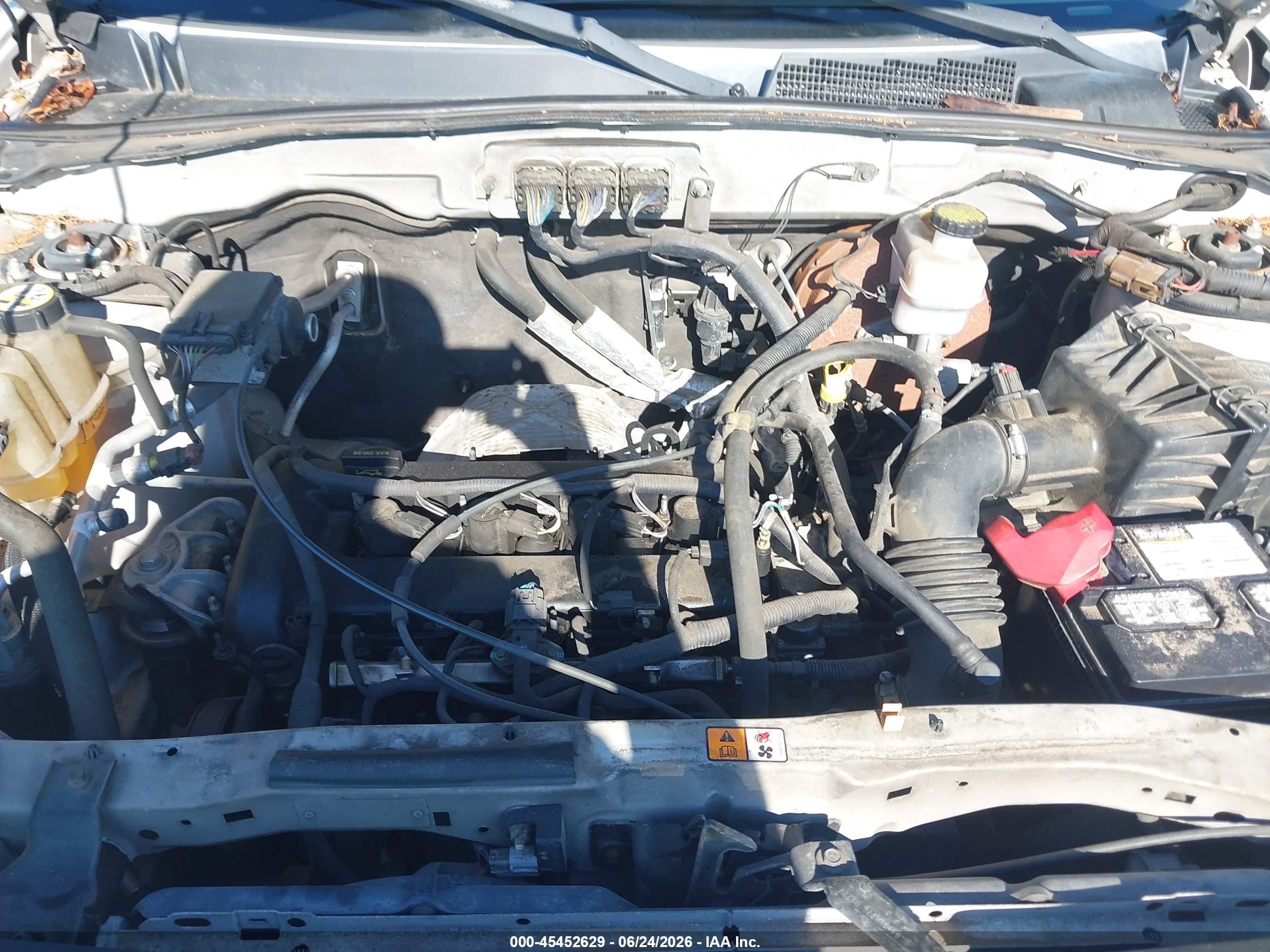 2008 Ford Escape Xls/xls Manual Cream vin: 1FMCU02Z68KB42829