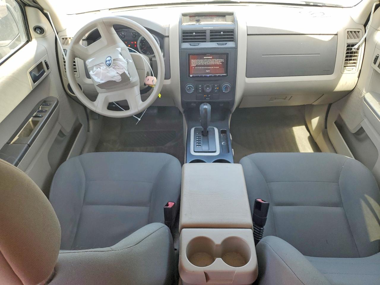 2008 Ford Escape Xls Silver vin: 1FMCU02Z68KD91809