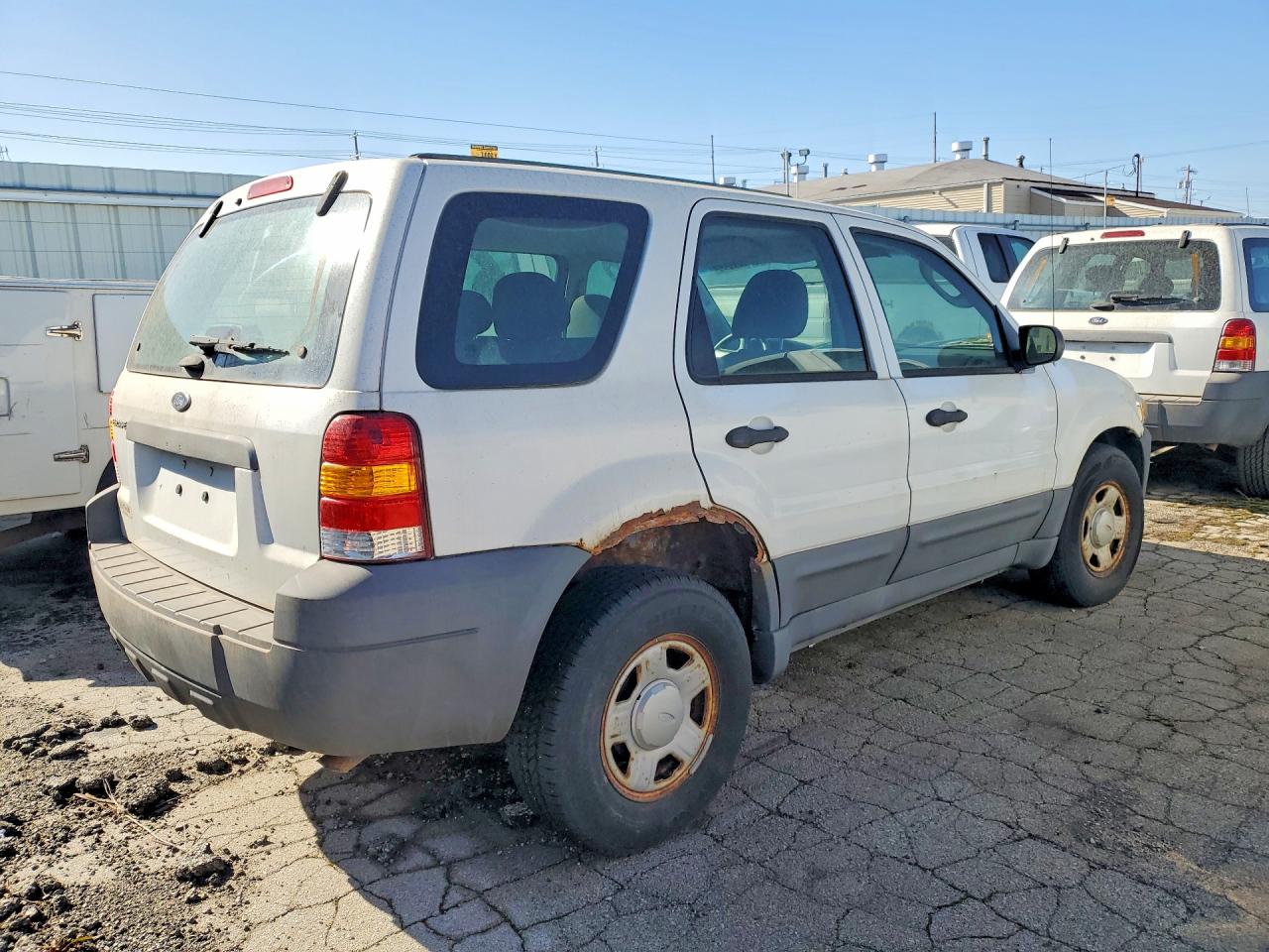 2007 Ford Escape Xls White vin: 1FMCU02Z87KB67794